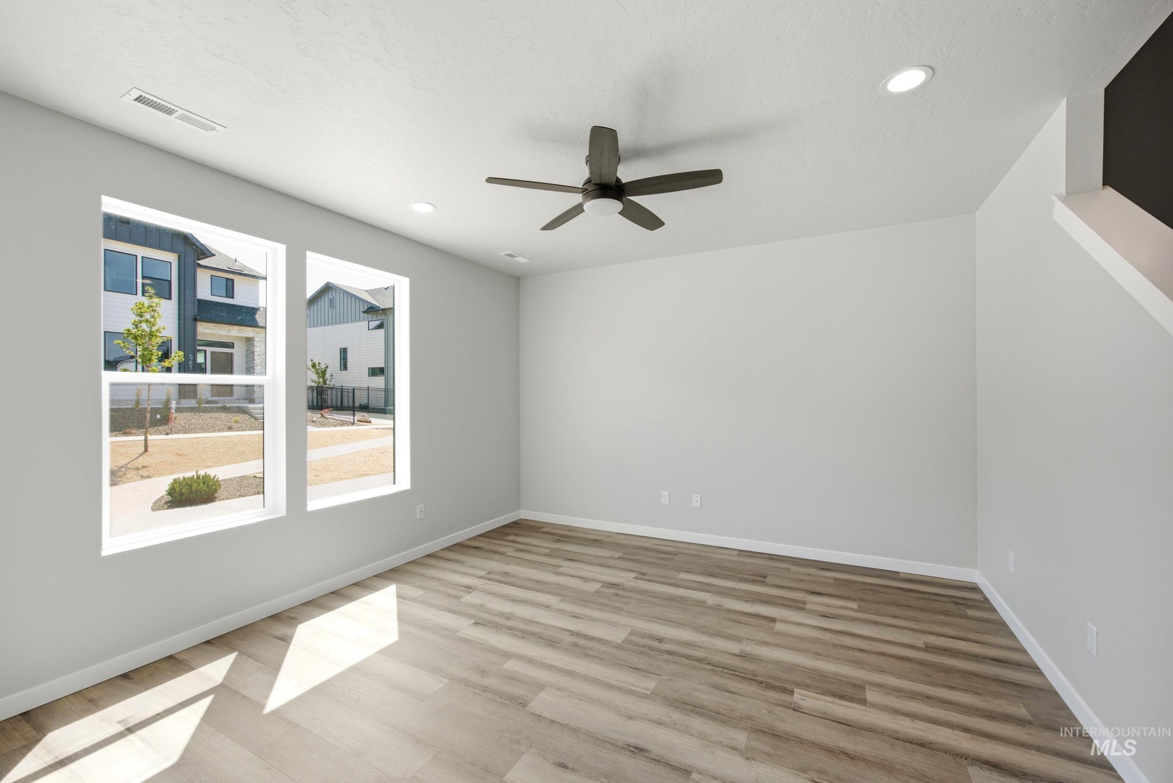 6746 S Arista Ave, Boise, Idaho 83709, 3 Bedrooms, 2.5 Bathrooms, Residential For Sale, Price $427,995,MLS 99002109
