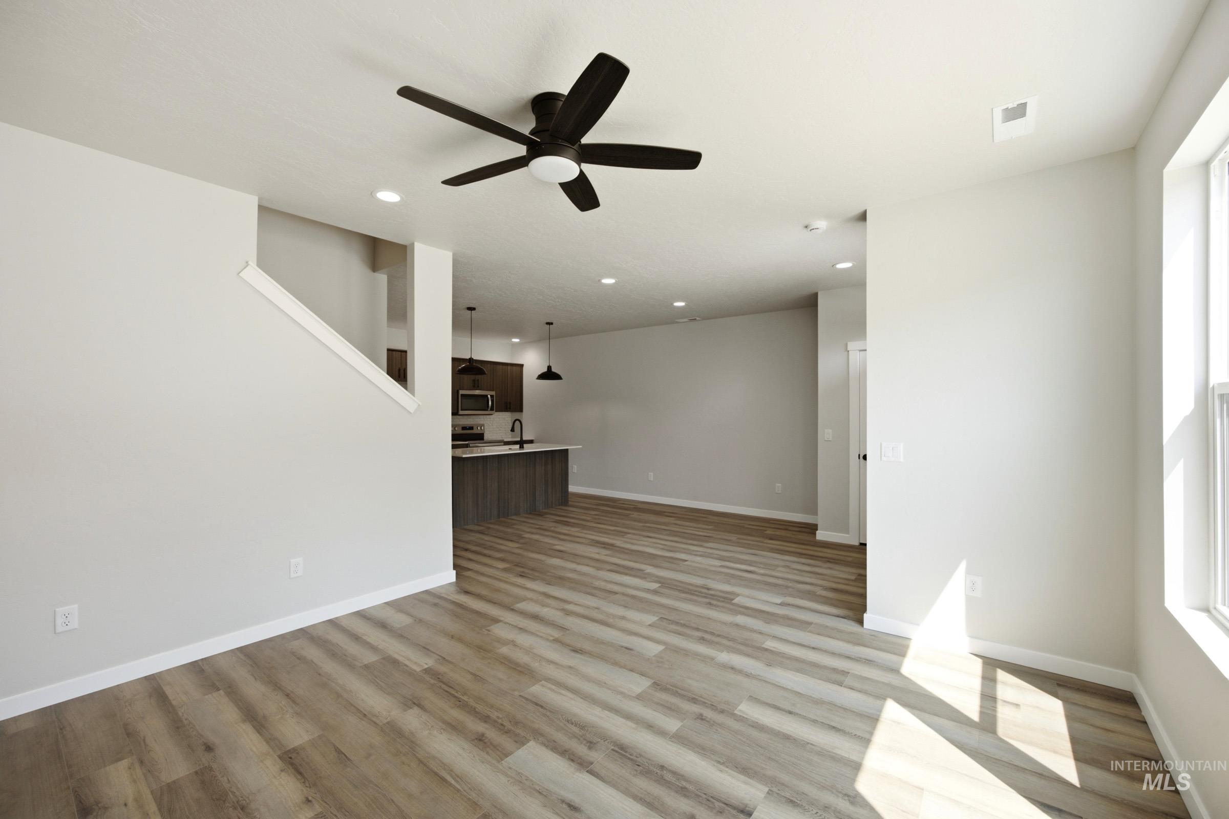 6746 S Arista Ave, Boise, Idaho 83709, 3 Bedrooms, 2.5 Bathrooms, Residential For Sale, Price $427,995,MLS 99002109
