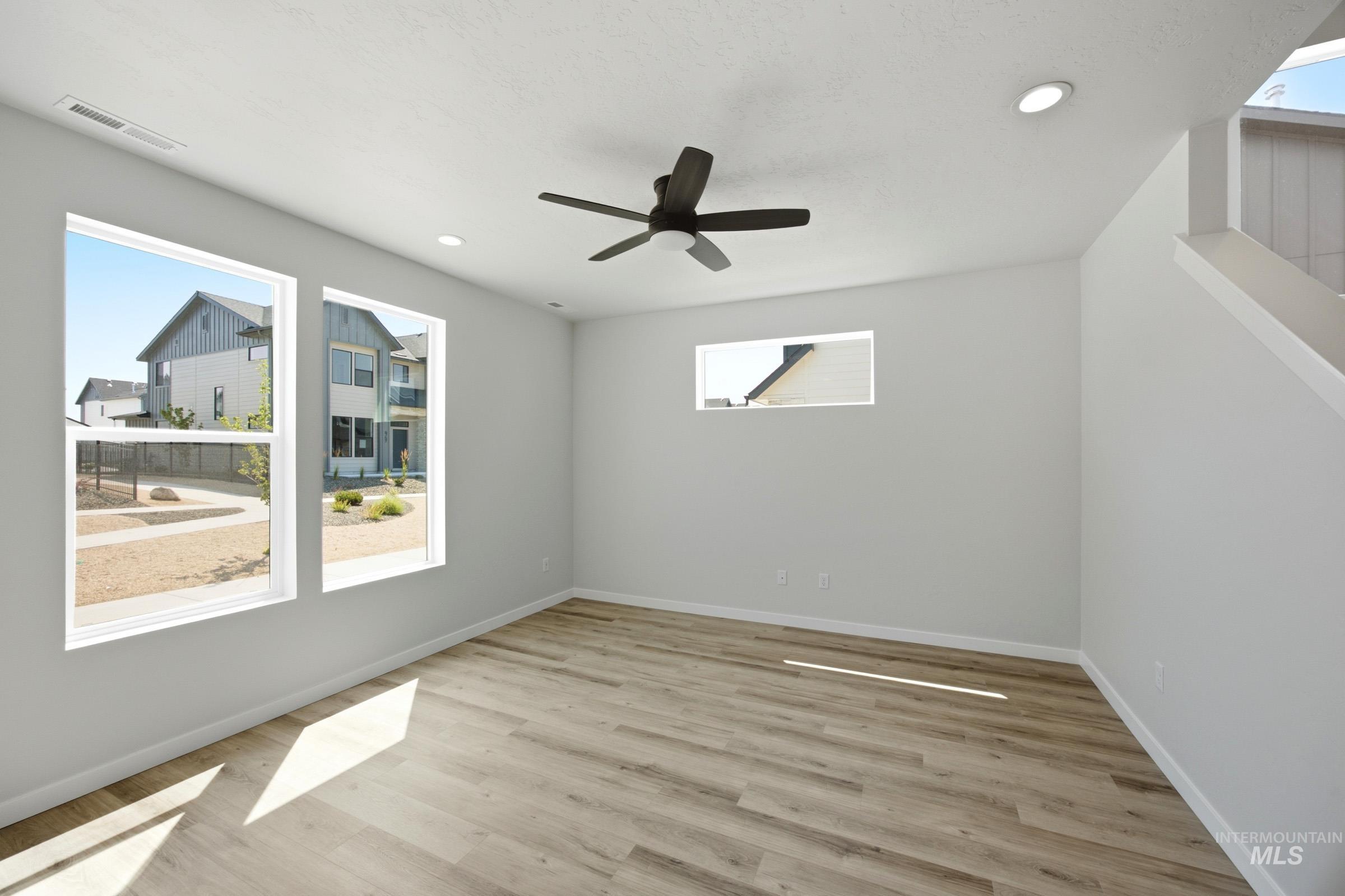 6752 S Arista Ave, Boise, Idaho 83709, 3 Bedrooms, 2.5 Bathrooms, Residential For Sale, Price $432,995,MLS 99002110