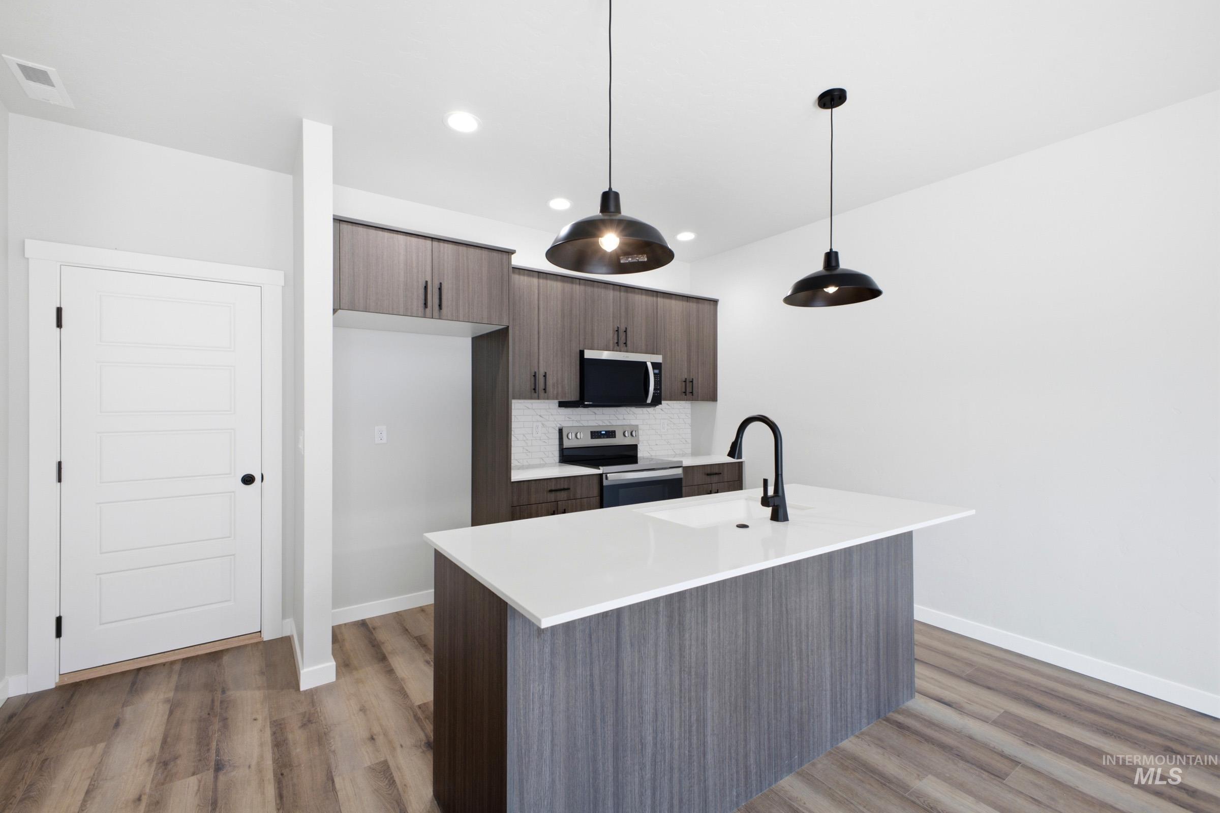 6766 S Arista Ave, Boise, Idaho 83709, 3 Bedrooms, 2.5 Bathrooms, Residential For Sale, Price $429,995,MLS 99002112
