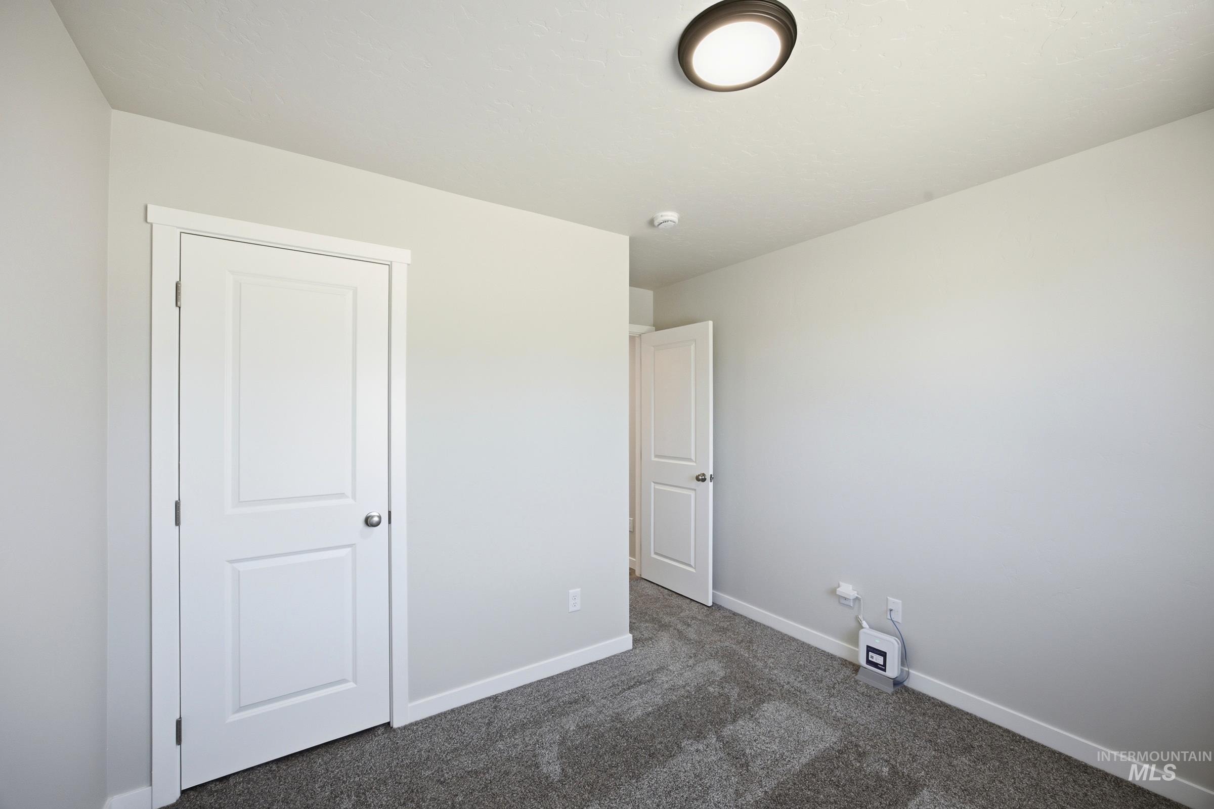 2239 N 8th E St, Mountain Home, Idaho 83647, 5 Bedrooms, 3 Bathrooms, Residential For Sale, Price $464,990,MLS 99002114