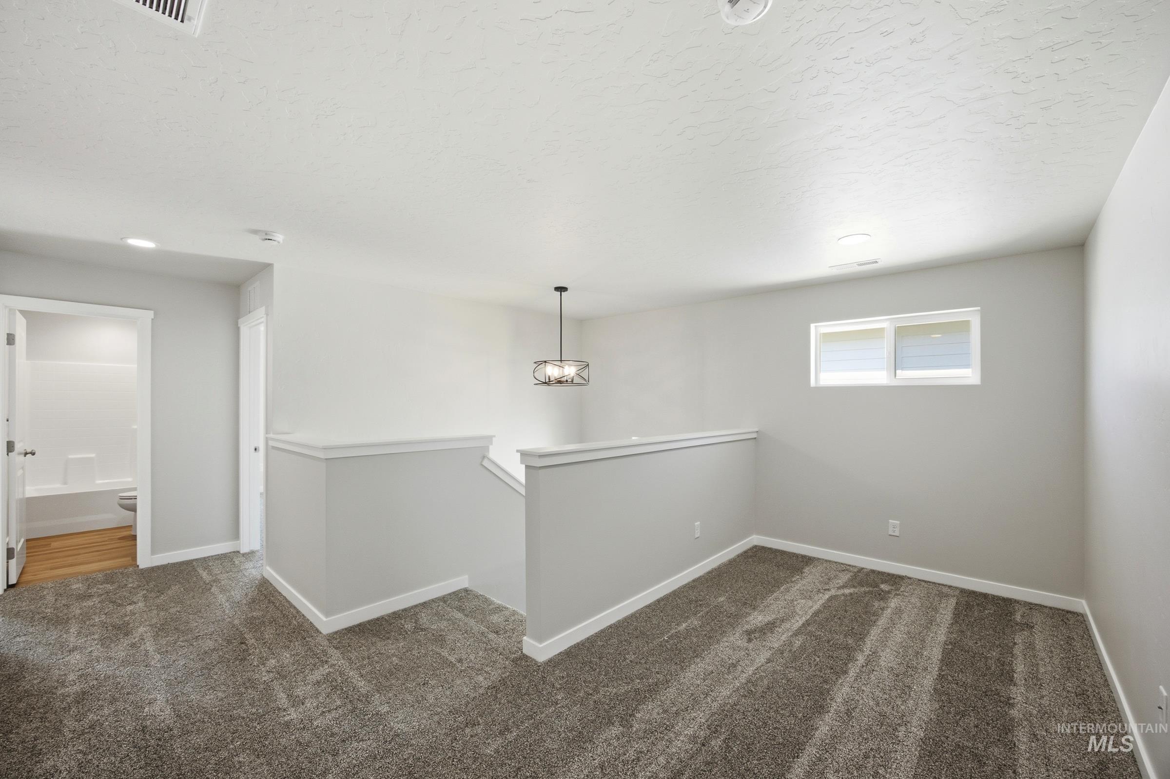 2239 N 8th E St, Mountain Home, Idaho 83647, 5 Bedrooms, 3 Bathrooms, Residential For Sale, Price $464,990,MLS 99002114