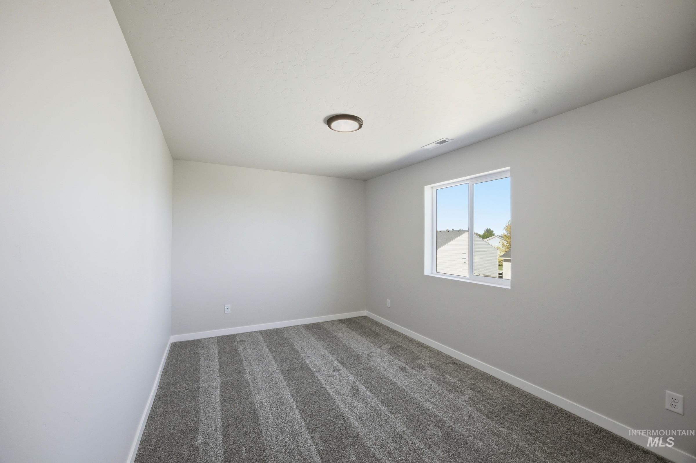 2239 N 8th E St, Mountain Home, Idaho 83647, 5 Bedrooms, 3 Bathrooms, Residential For Sale, Price $464,990,MLS 99002114