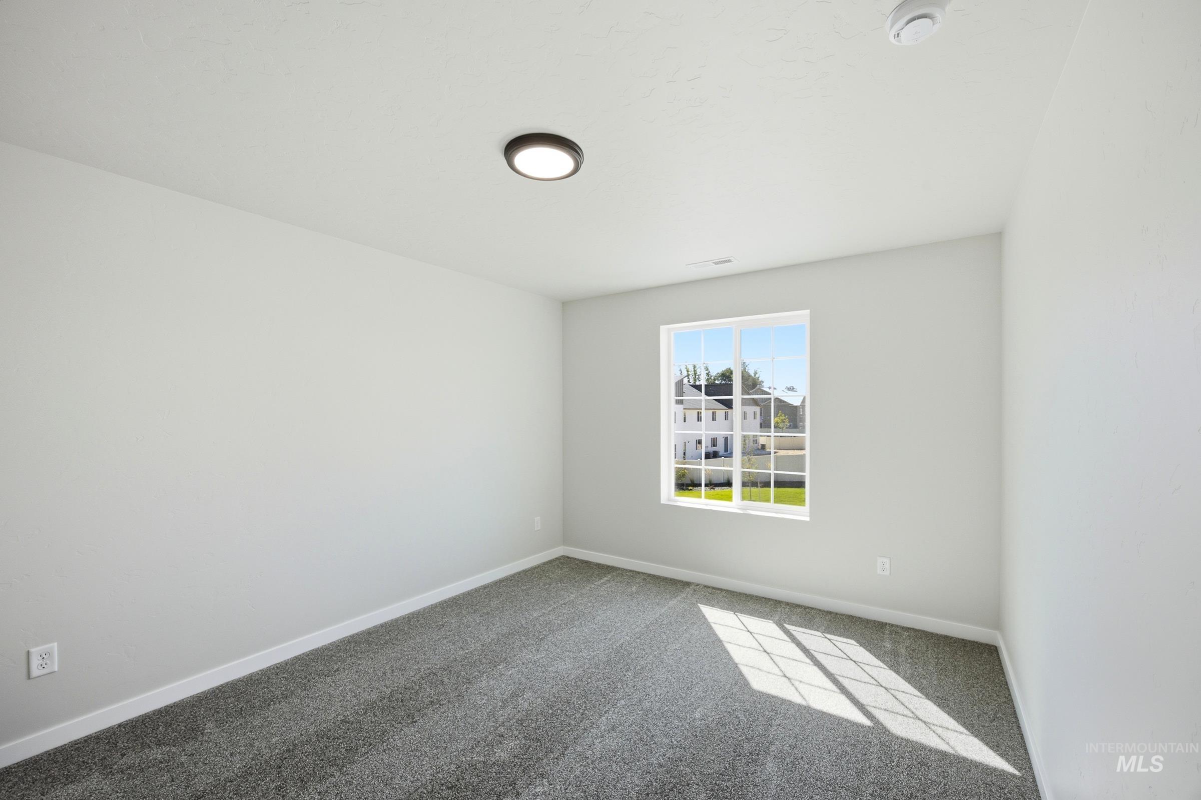 2239 N 8th E St, Mountain Home, Idaho 83647, 5 Bedrooms, 3 Bathrooms, Residential For Sale, Price $464,990,MLS 99002114