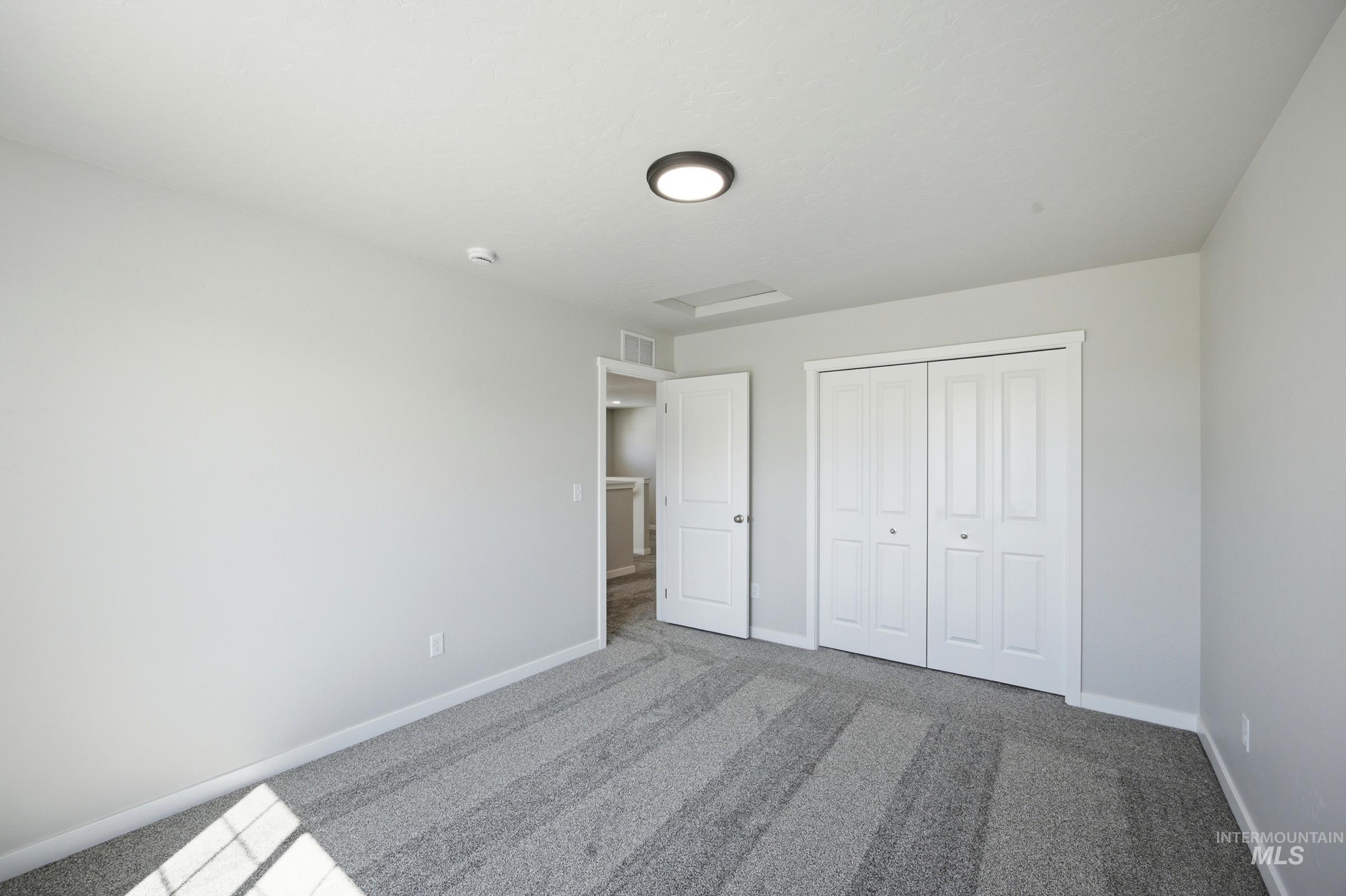 2239 N 8th E St, Mountain Home, Idaho 83647, 5 Bedrooms, 3 Bathrooms, Residential For Sale, Price $464,990,MLS 99002114