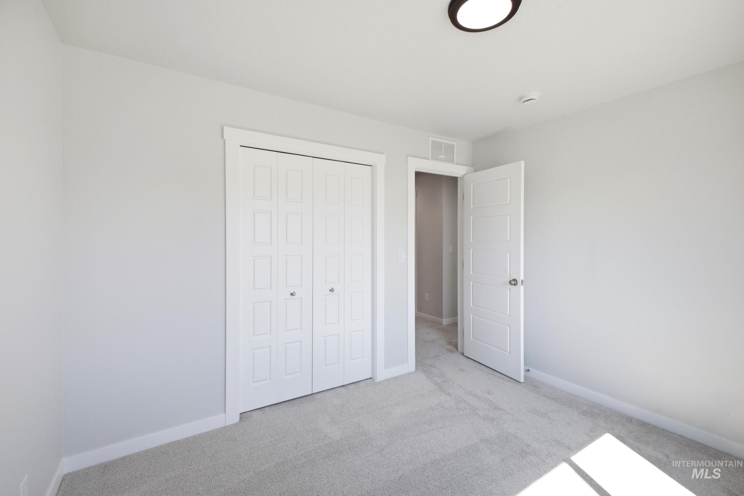6983 S Spindlebush Ave, Boise, Idaho 83709, 3 Bedrooms, 2.5 Bathrooms, Residential For Sale, Price $426,995,MLS 99002115