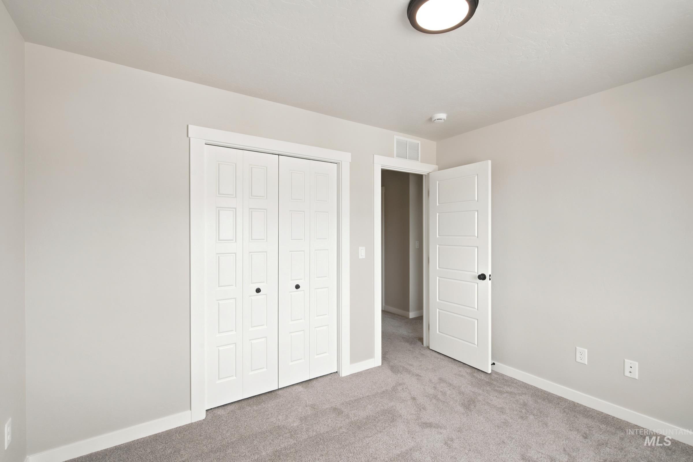 6991 S Spindlebush Ave, Boise, Idaho 83709, 3 Bedrooms, 2.5 Bathrooms, Residential For Sale, Price $427,995,MLS 99002117