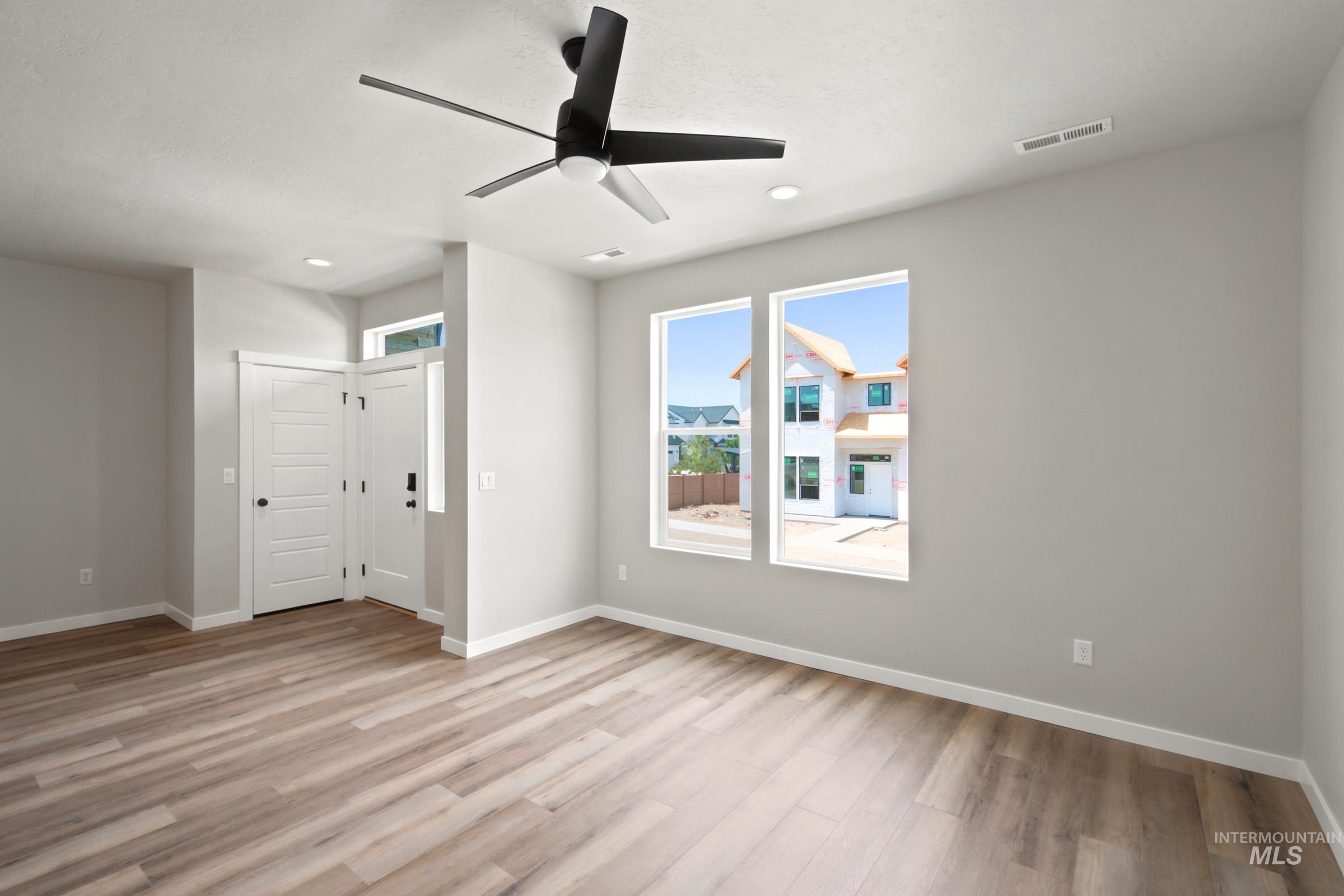 6991 S Spindlebush Ave, Boise, Idaho 83709, 3 Bedrooms, 2.5 Bathrooms, Residential For Sale, Price $427,995,MLS 99002117