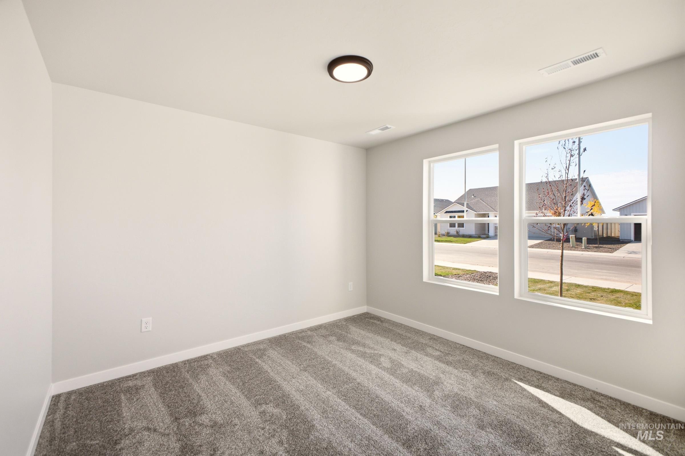 338 N Tideberry Ave, Kuna, Idaho 83634, 3 Bedrooms, 2 Bathrooms, Residential For Sale, Price $430,995,MLS 99002133
