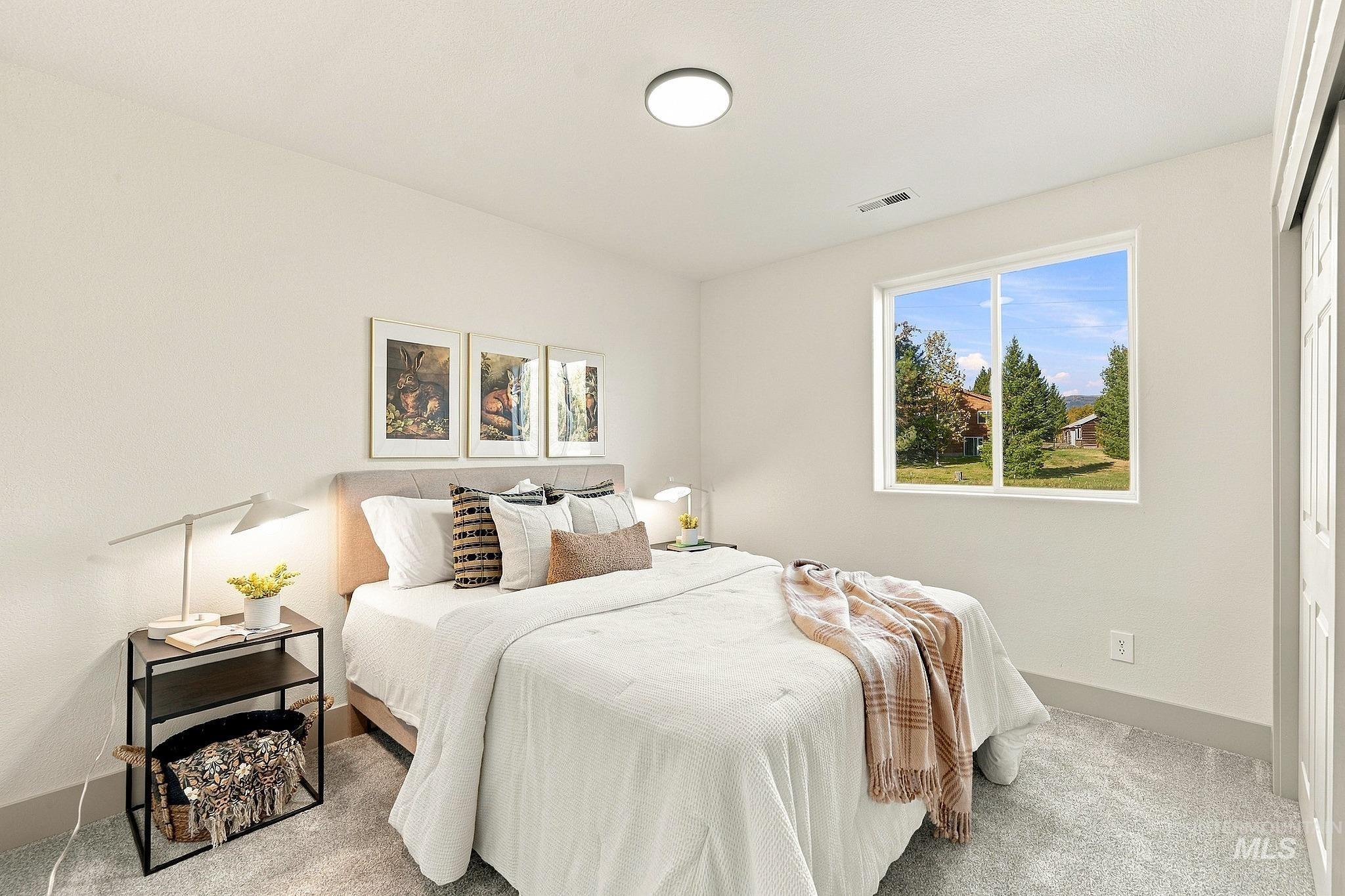 7 Willow Way, Cascade, Idaho 83611, 6 Bedrooms, 3.5 Bathrooms, Residential For Sale, Price $999,000,MLS 99002145