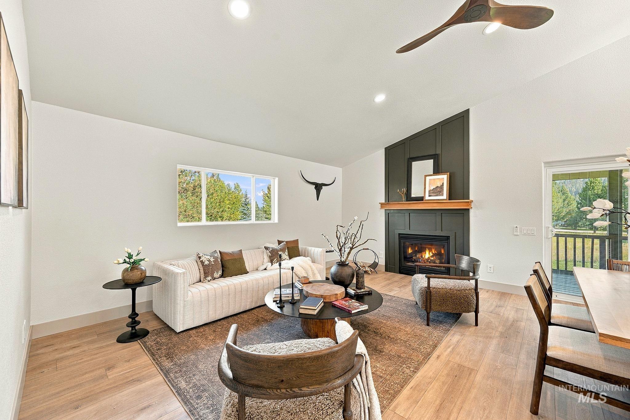 7 Willow Way, Cascade, Idaho 83611, 6 Bedrooms, 3.5 Bathrooms, Residential For Sale, Price $999,000,MLS 99002145