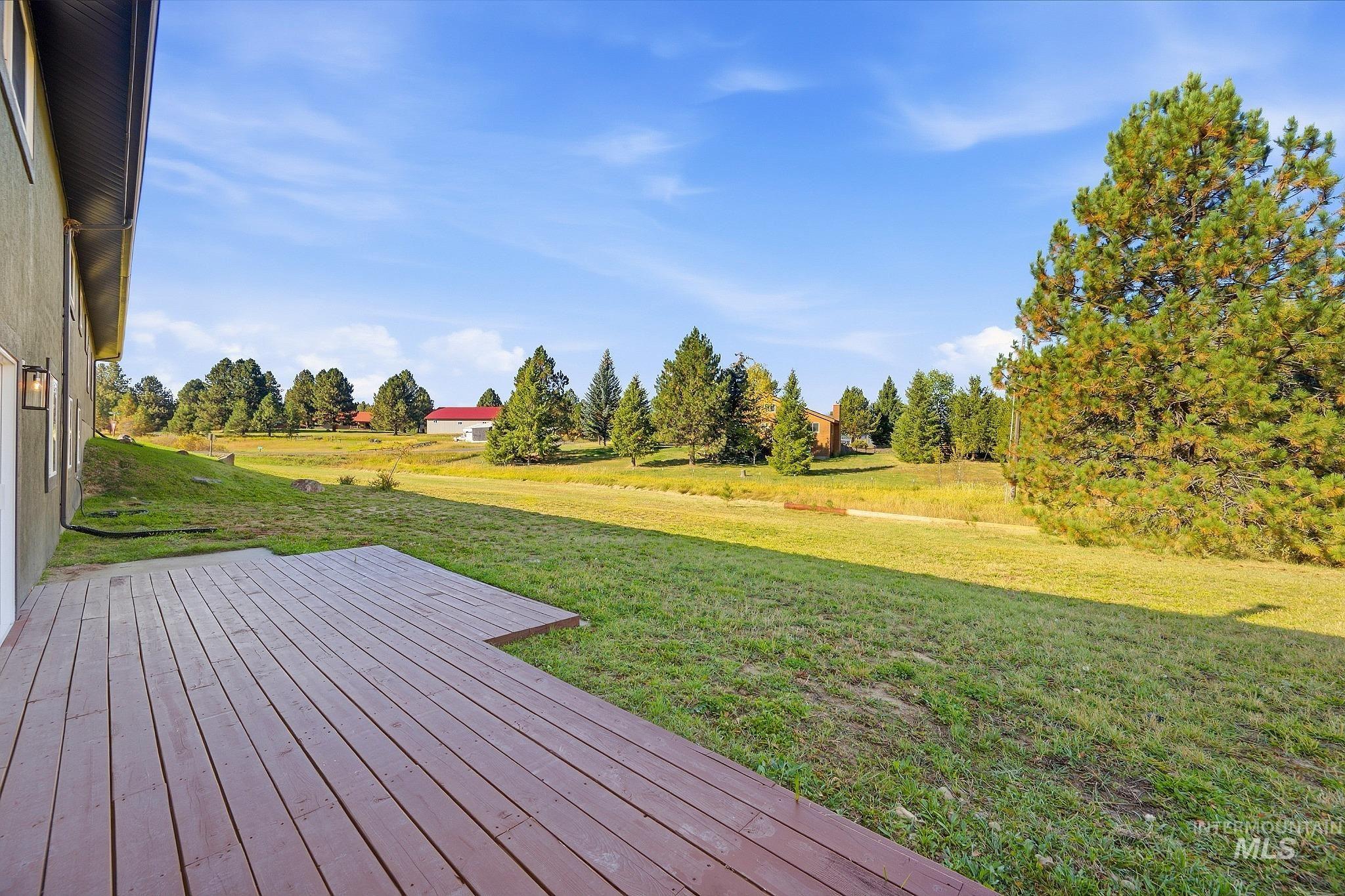 7 Willow Way, Cascade, Idaho 83611, 6 Bedrooms, 3.5 Bathrooms, Residential For Sale, Price $999,000,MLS 99002145