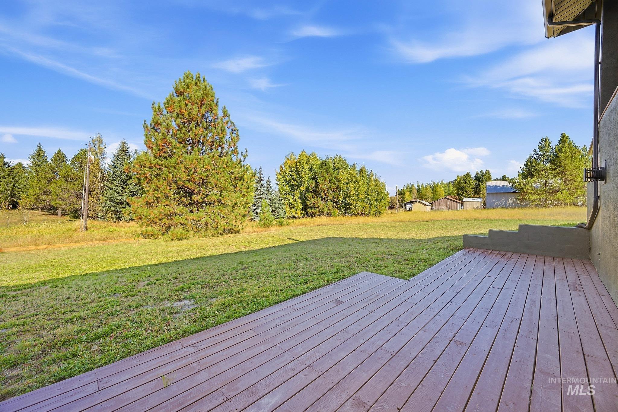 7 Willow Way, Cascade, Idaho 83611, 6 Bedrooms, 3.5 Bathrooms, Residential For Sale, Price $999,000,MLS 99002145