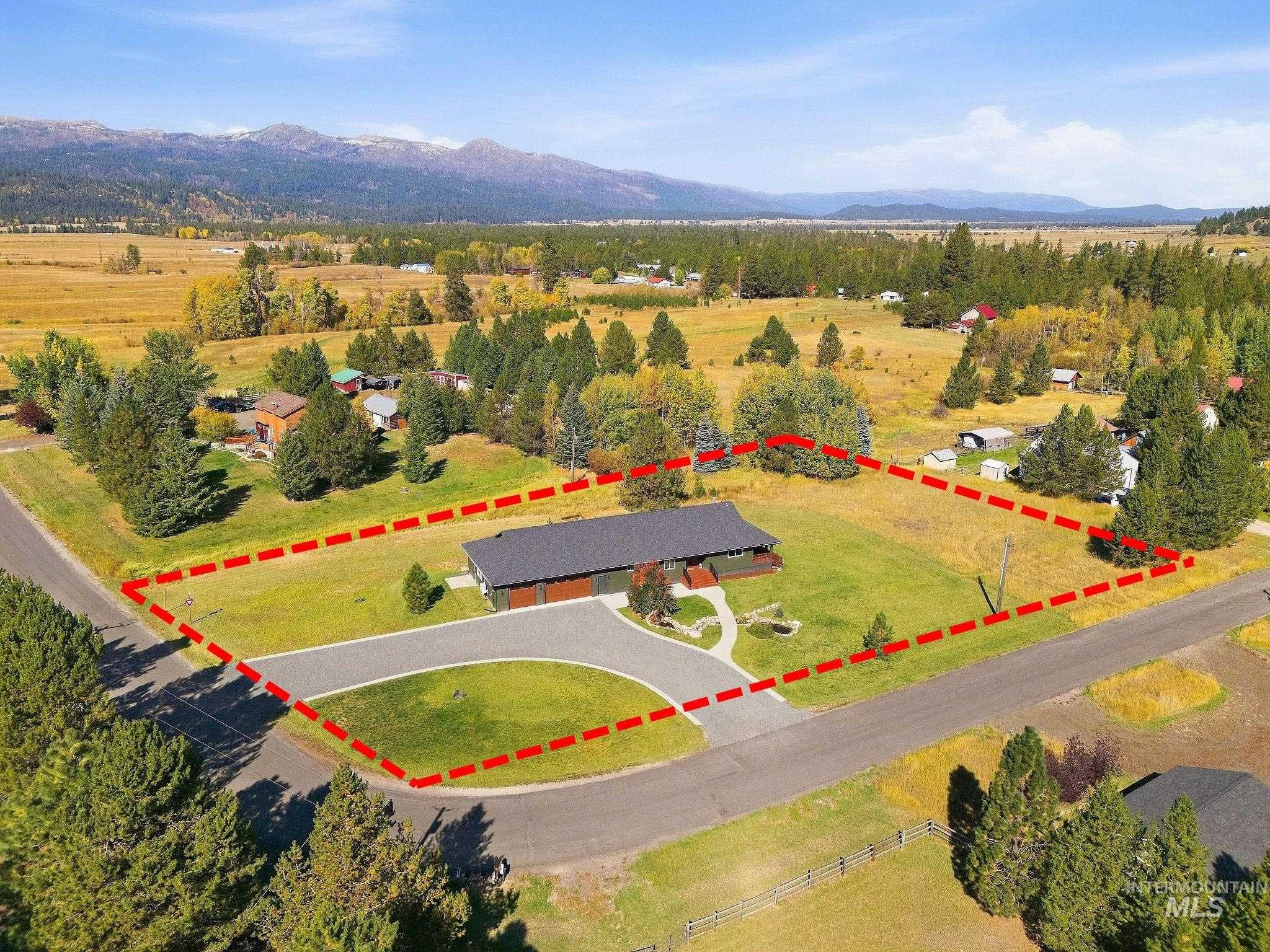 7 Willow Way, Cascade, Idaho 83611, 6 Bedrooms, 3.5 Bathrooms, Residential For Sale, Price $999,000,MLS 99002145