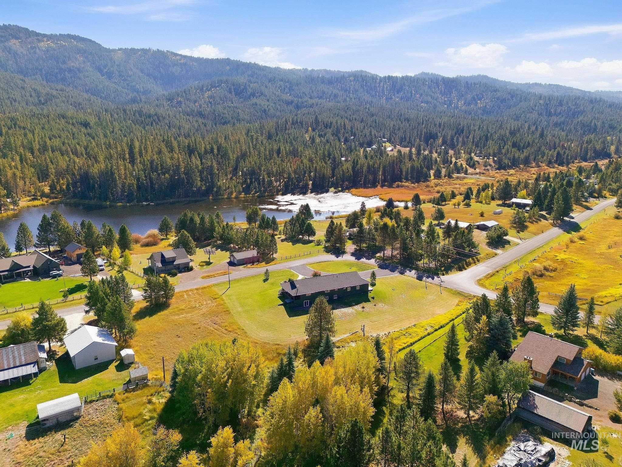 7 Willow Way, Cascade, Idaho 83611, 6 Bedrooms, 3.5 Bathrooms, Residential For Sale, Price $999,000,MLS 99002145