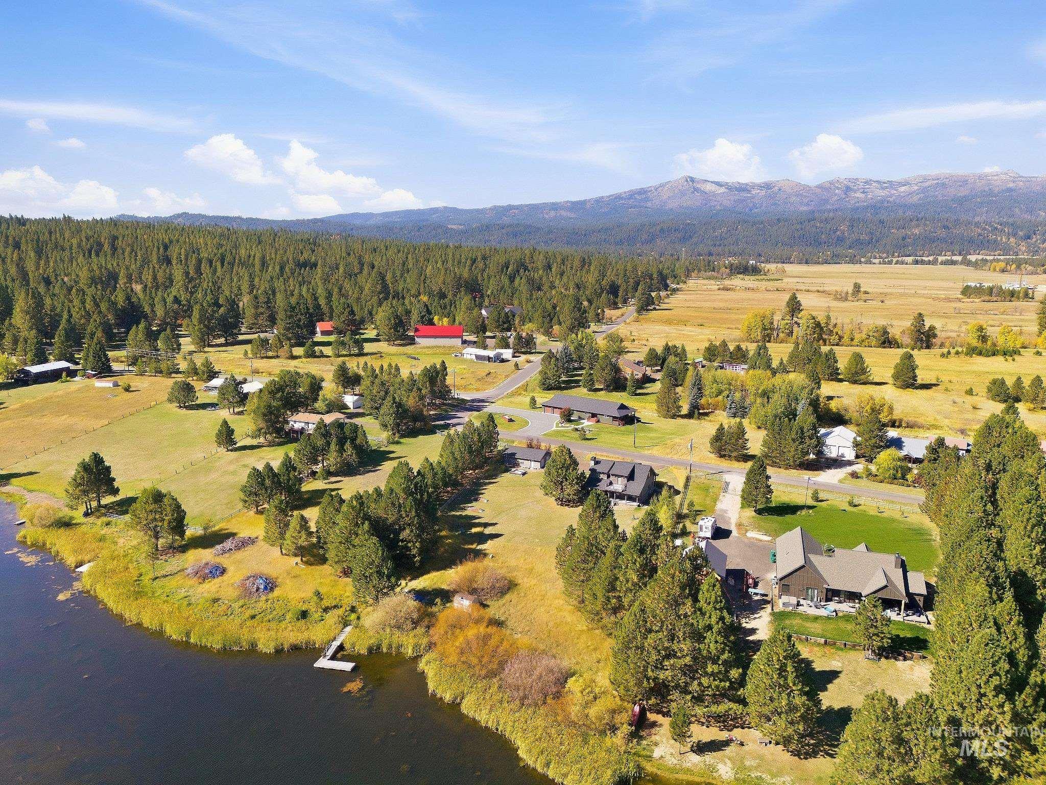 7 Willow Way, Cascade, Idaho 83611, 6 Bedrooms, 3.5 Bathrooms, Residential For Sale, Price $999,000,MLS 99002145