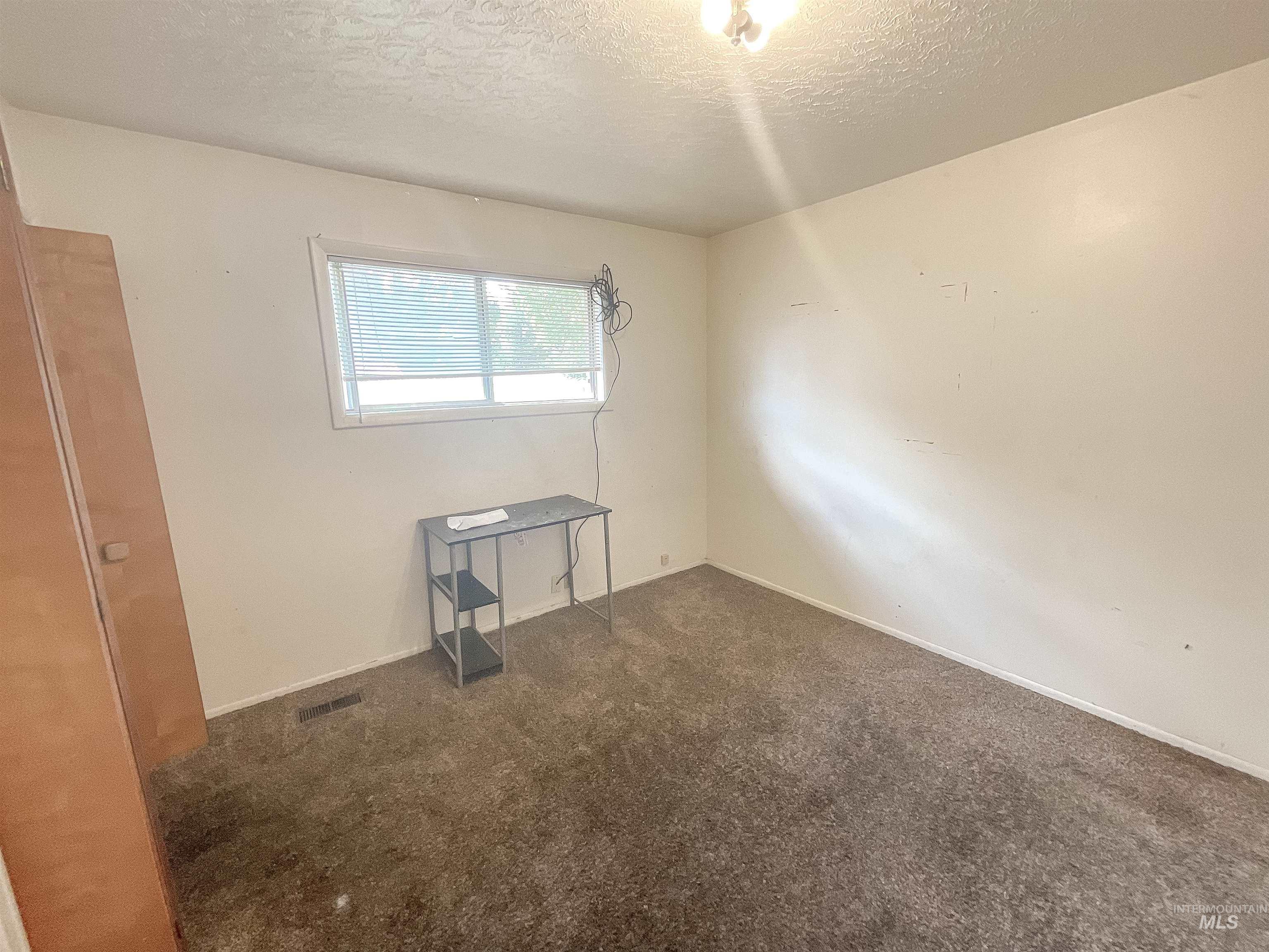227 E 17th St, Burley, Idaho 83318, 2 Bedrooms, 1 Bathroom, Residential Income For Sale, Price $499,000, 99002158