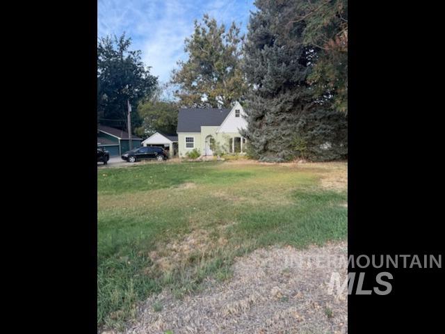 2621 N Mountain View Dr, Boise, Idaho 83704, 4 Bedrooms, 3 Bathrooms, Residential For Sale, Price $850,000,MLS 99002160