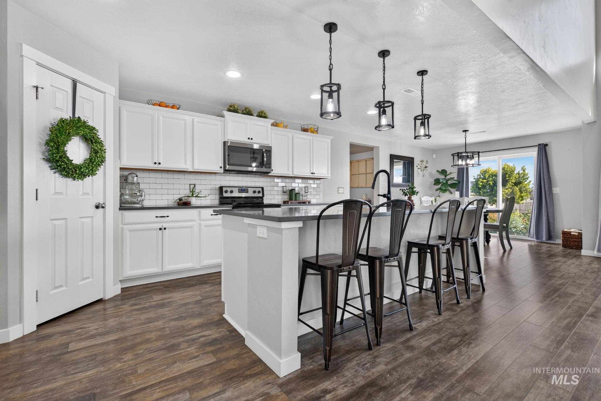 15304 Hanks Way, Caldwell, Idaho 83607, 4 Bedrooms, 3 Bathrooms, Residential For Sale, Price $525,000,MLS 99002162