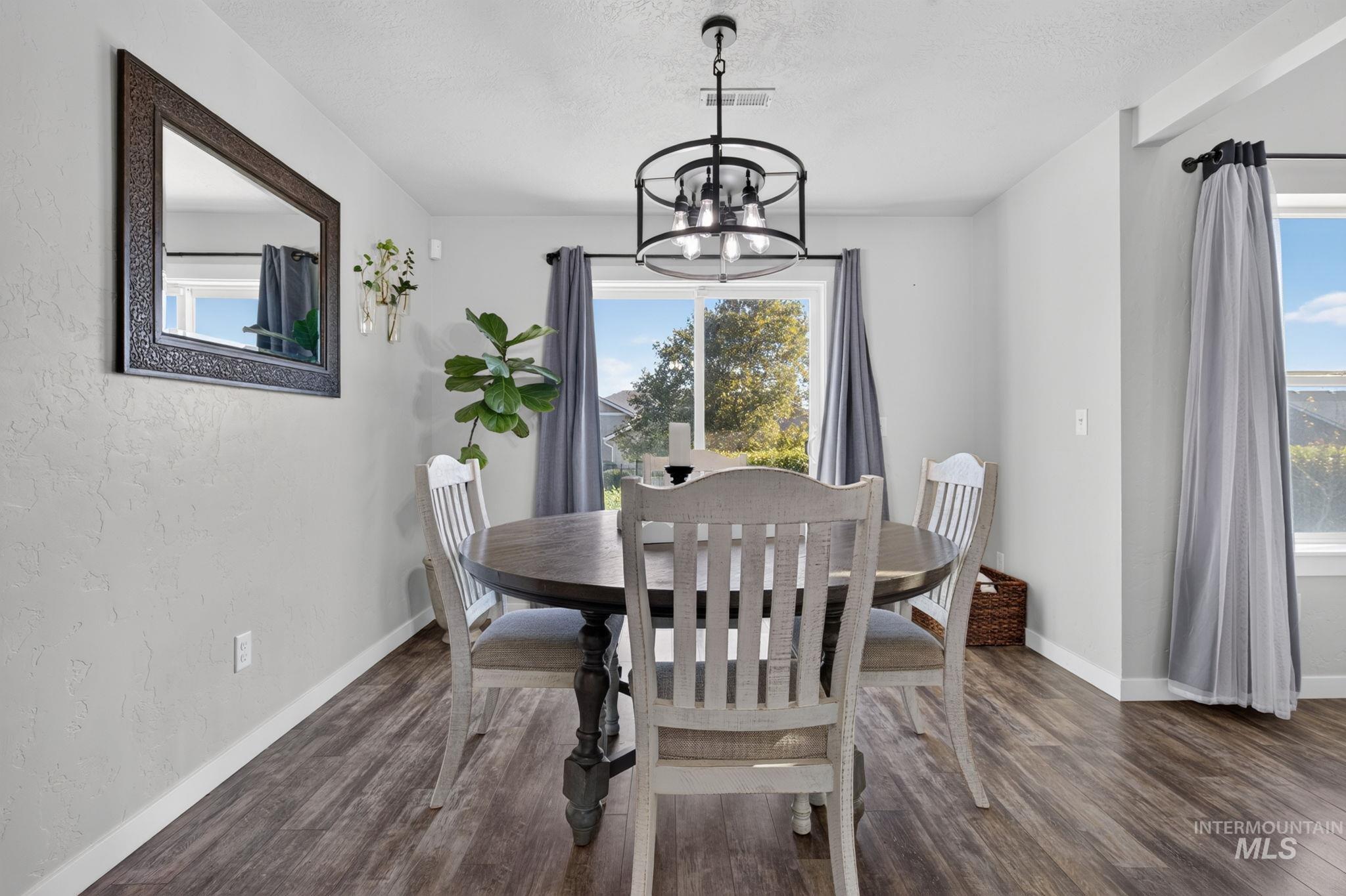 15304 Hanks Way, Caldwell, Idaho 83607, 4 Bedrooms, 3 Bathrooms, Residential For Sale, Price $525,000,MLS 99002162