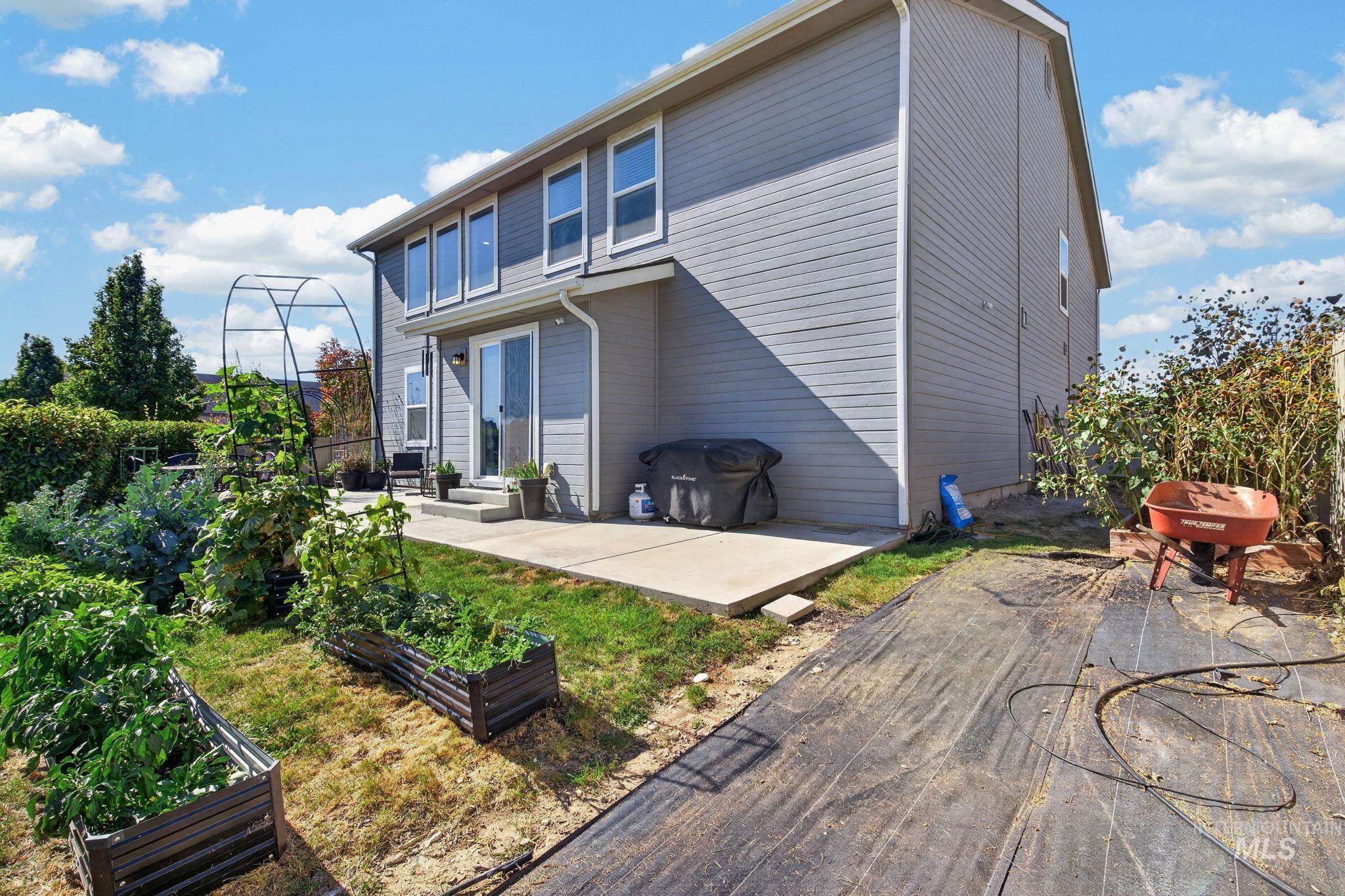 15304 Hanks Way, Caldwell, Idaho 83607, 4 Bedrooms, 3 Bathrooms, Residential For Sale, Price $525,000,MLS 99002162