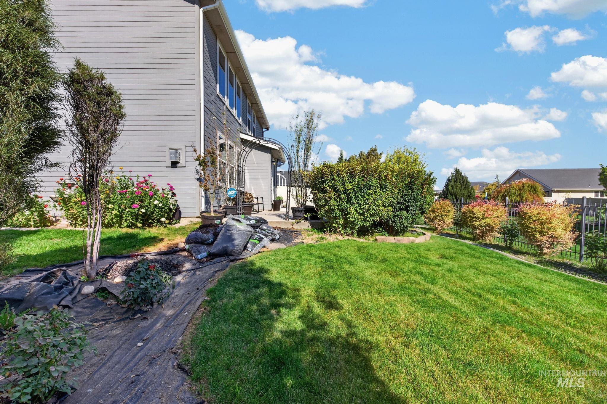 15304 Hanks Way, Caldwell, Idaho 83607, 4 Bedrooms, 3 Bathrooms, Residential For Sale, Price $525,000,MLS 99002162