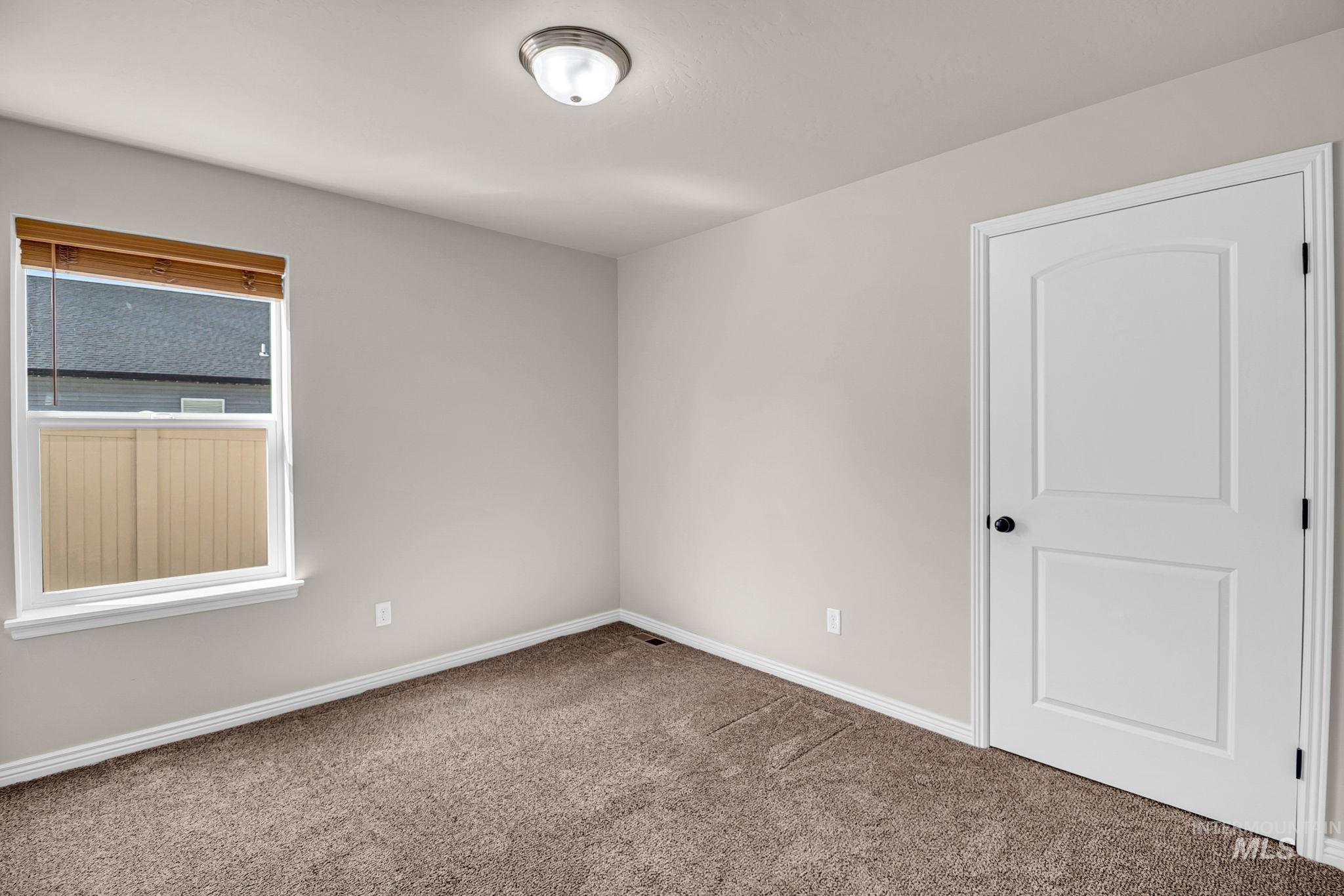 672 Heidi Ave, Twin Falls, Idaho 83301, 4 Bedrooms, 2 Bathrooms, Residential For Sale, Price $420,000,MLS 99002166