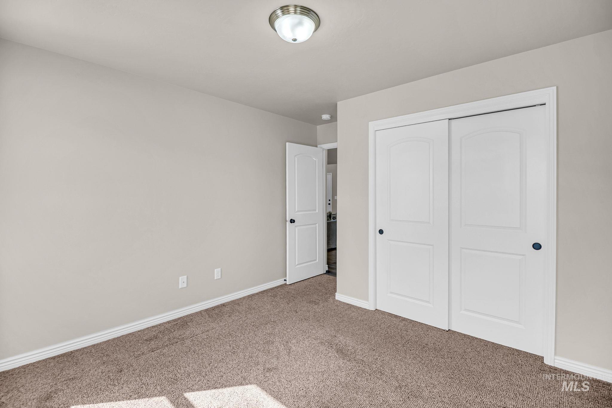 672 Heidi Ave, Twin Falls, Idaho 83301, 4 Bedrooms, 2 Bathrooms, Residential For Sale, Price $420,000,MLS 99002166