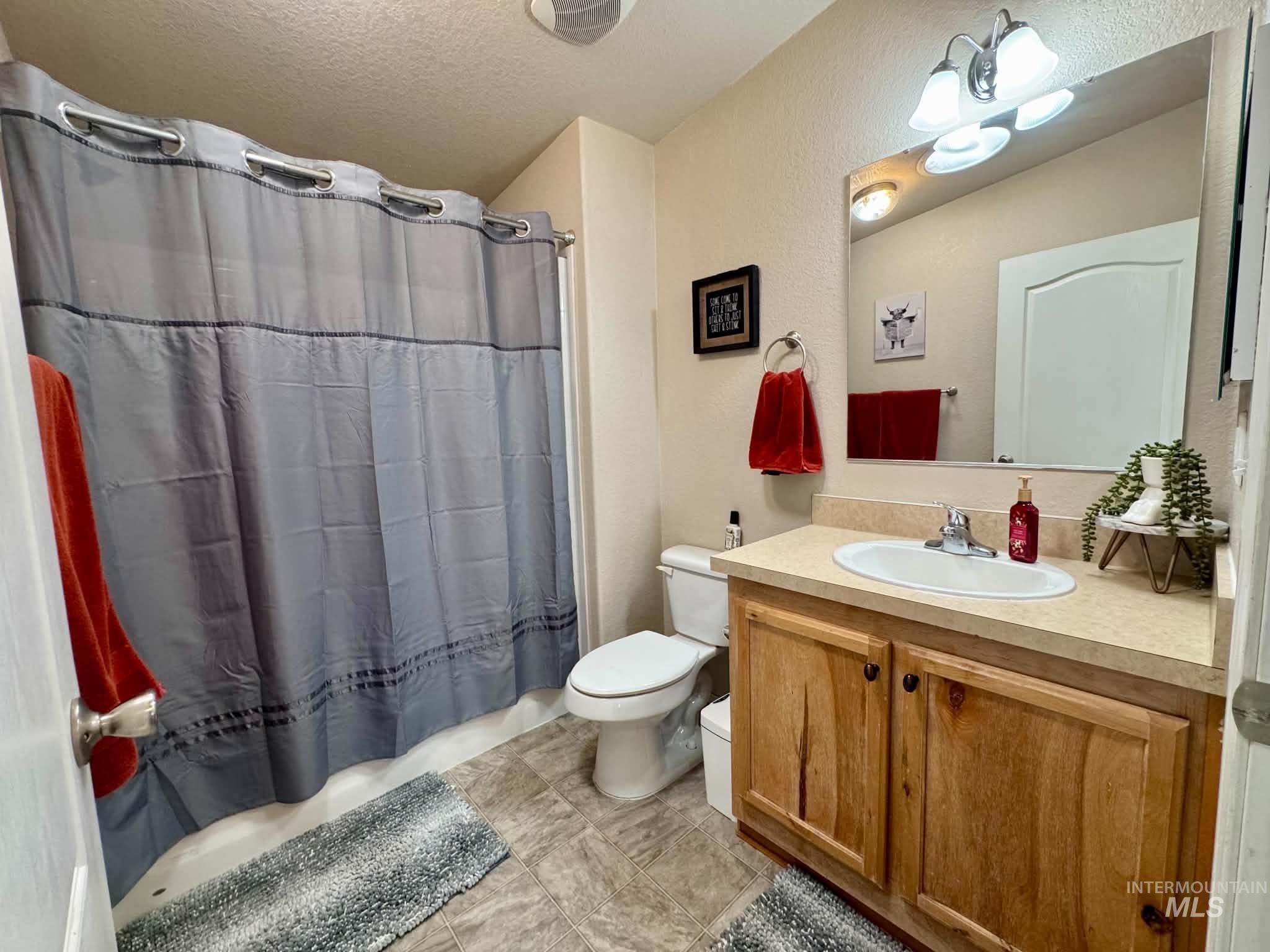 2207 Grelle Ave, Lewiston, Idaho 83501, 3 Bedrooms, 2 Bathrooms, Residential For Sale, Price $415,000,MLS 99002170