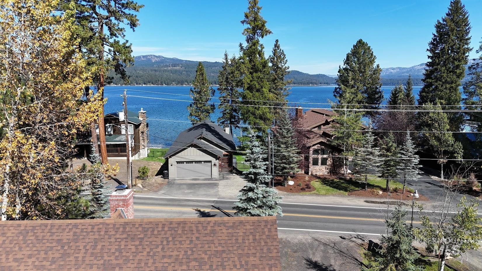 310 W Lake Street, McCall, Idaho 83638, 4 Bedrooms, 4 Bathrooms, Residential For Sale, Price $979,000,MLS 99002174