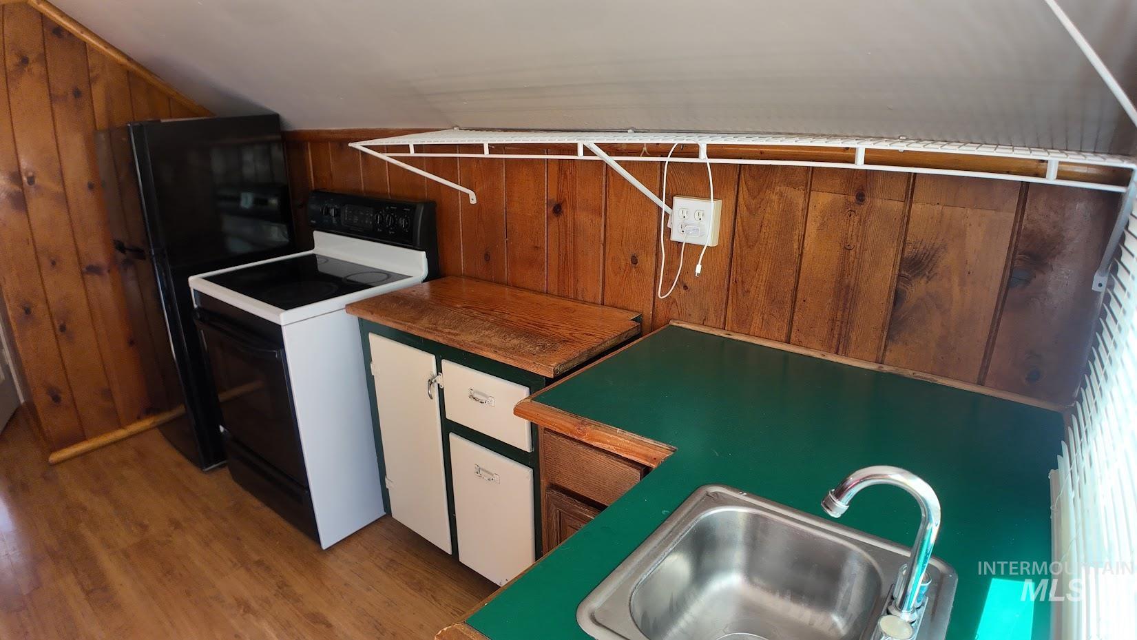 310 W Lake Street, McCall, Idaho 83638, 4 Bedrooms, 4 Bathrooms, Residential For Sale, Price $979,000,MLS 99002174