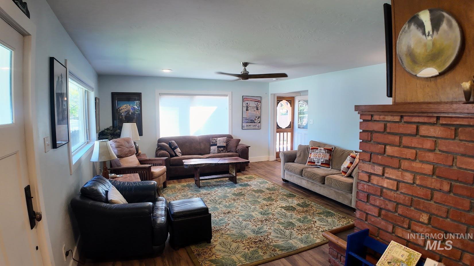 310 W Lake Street, McCall, Idaho 83638, 4 Bedrooms, 4 Bathrooms, Residential For Sale, Price $979,000,MLS 99002174
