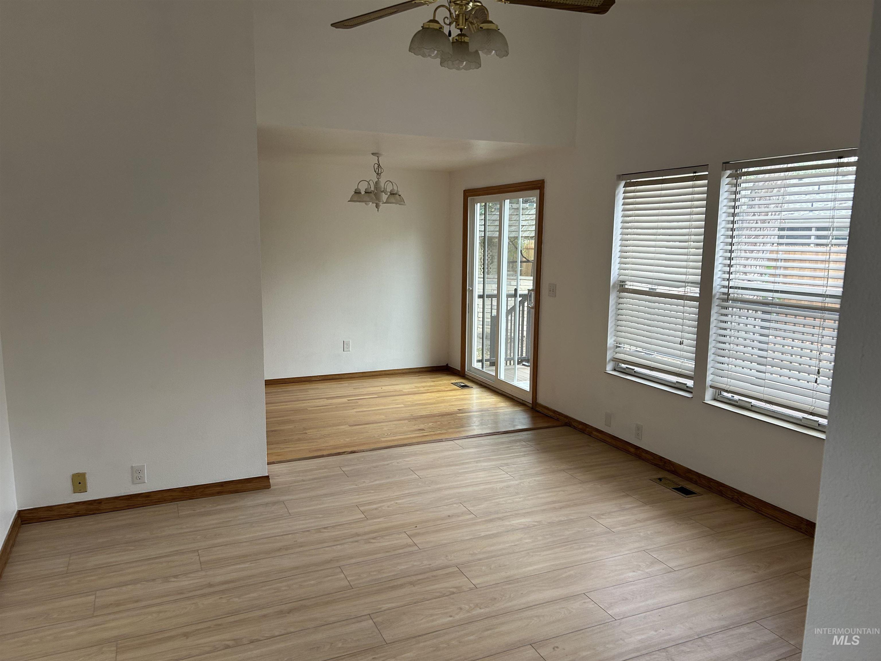 8611 W Cory Ln., Boise, Idaho 83704, 3 Bedrooms, 2 Bathrooms, Residential For Sale, Price $595,000,MLS 99002177