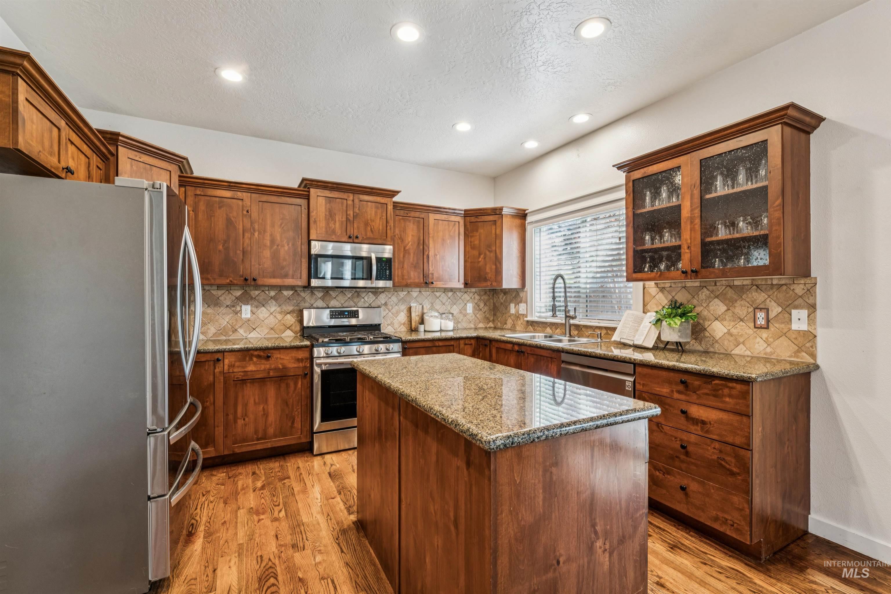 2917 E Shadowband St, Eagle, Idaho 83616, 3 Bedrooms, 2.5 Bathrooms, Residential For Sale, Price $649,000,MLS 99002182