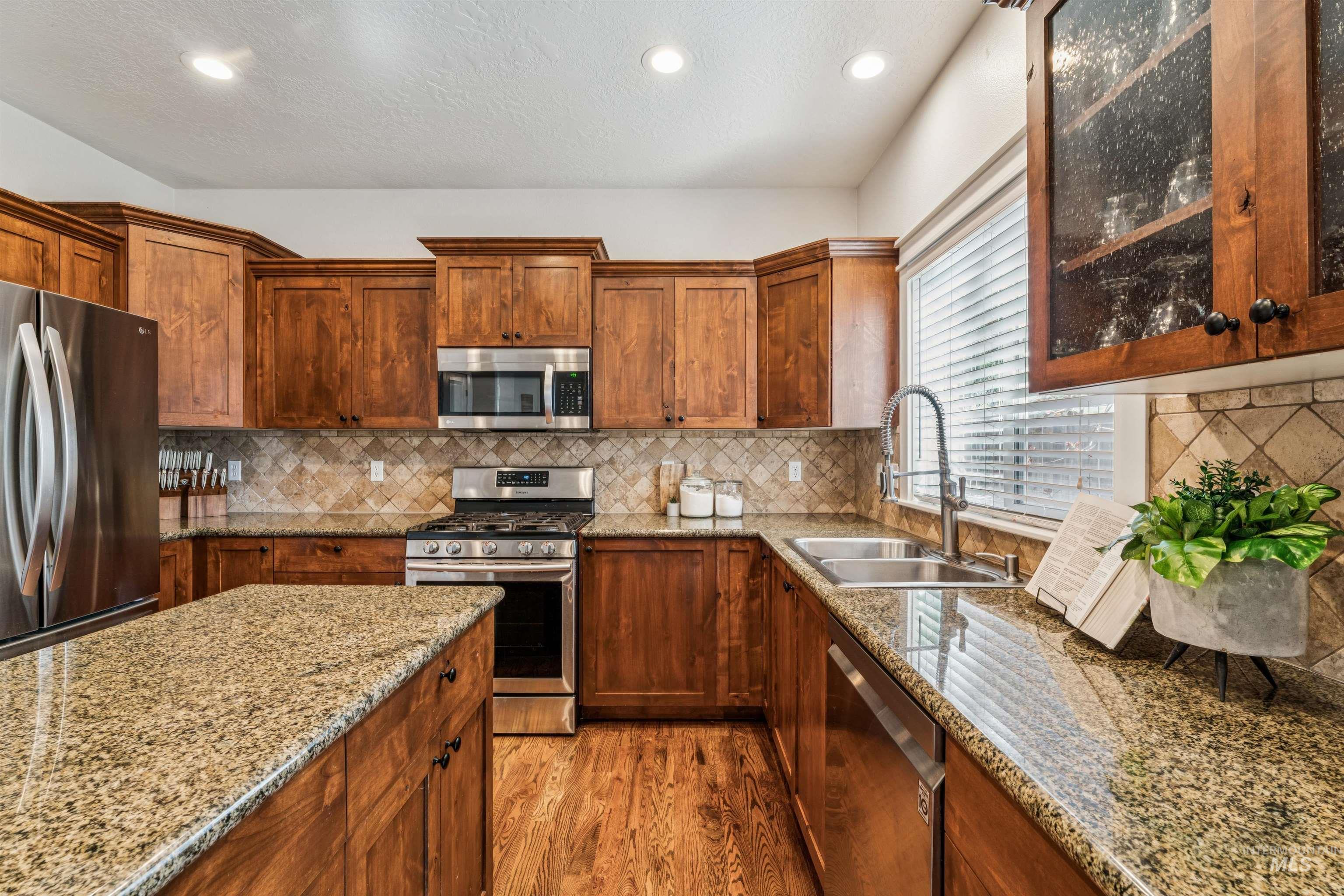 2917 E Shadowband St, Eagle, Idaho 83616, 3 Bedrooms, 2.5 Bathrooms, Residential For Sale, Price $649,000,MLS 99002182