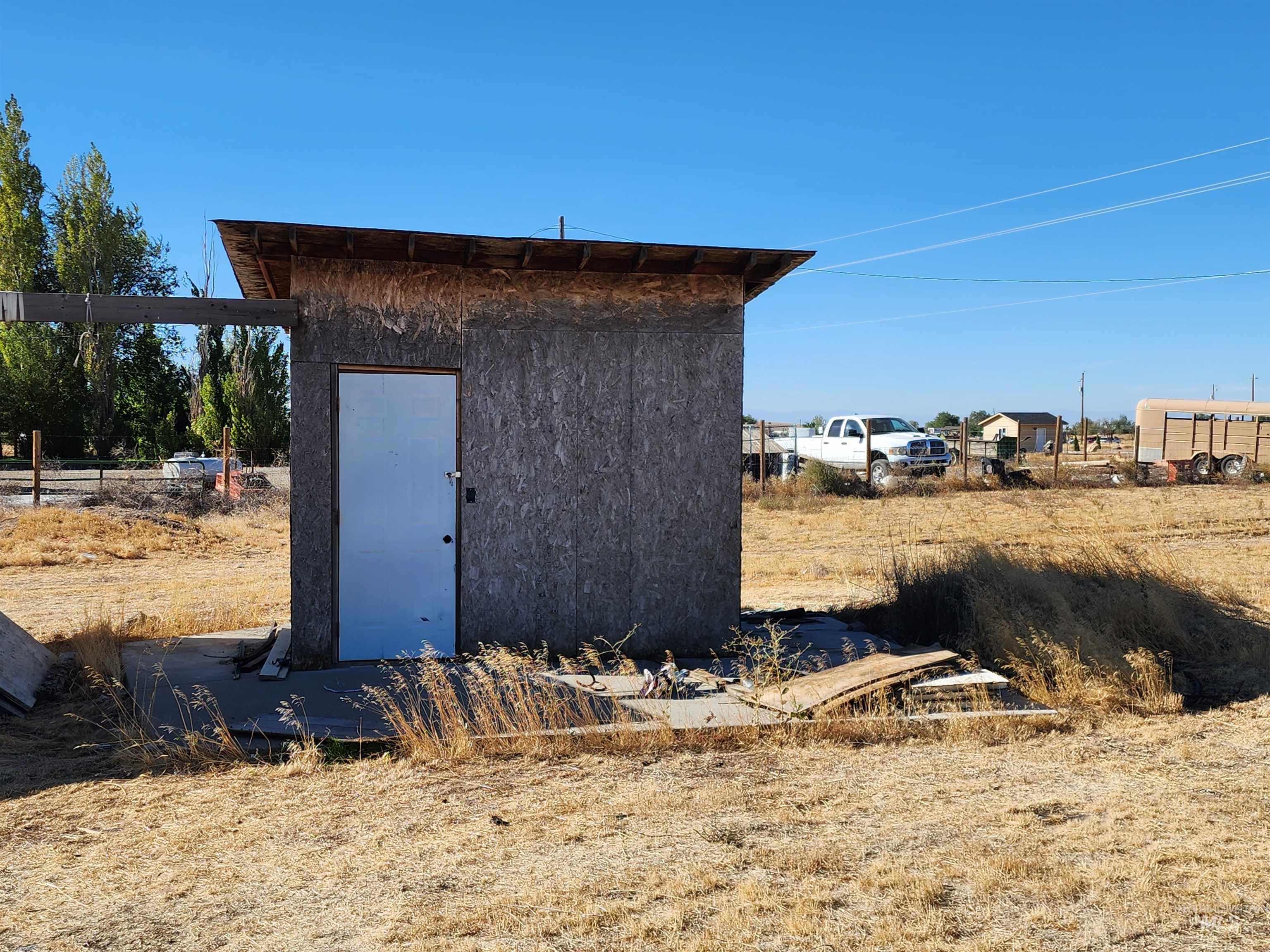 13786 Ditto Creek Road, Mountain Home, Idaho 83647, 2 Bedrooms, 2 Bathrooms, Residential For Sale, Price $415,000,MLS 99002184