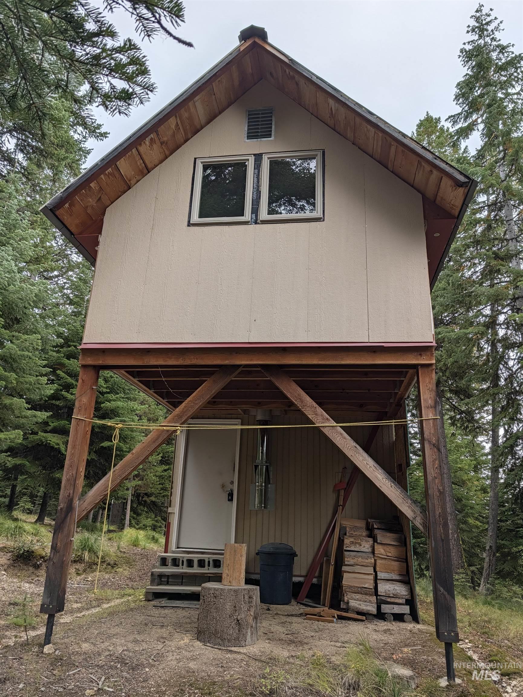 524 Rhett Creek Road, Dixie, Idaho 83525, 1 Bedroom, Residential For Sale, Price $350,000,MLS 99002207