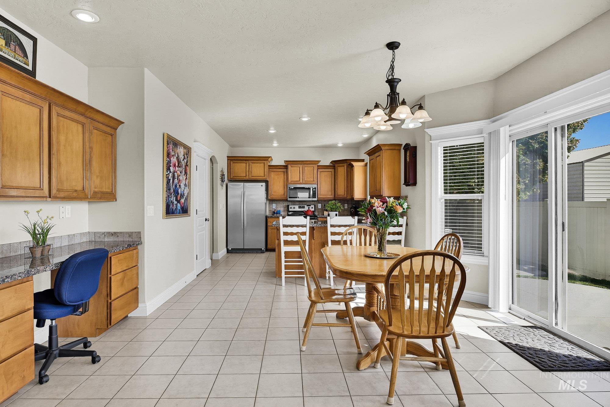 11969 Sandpiper Ct, Caldwell, Idaho 83605, 4 Bedrooms, 2.5 Bathrooms, Residential For Sale, Price $437,000,MLS 99002213