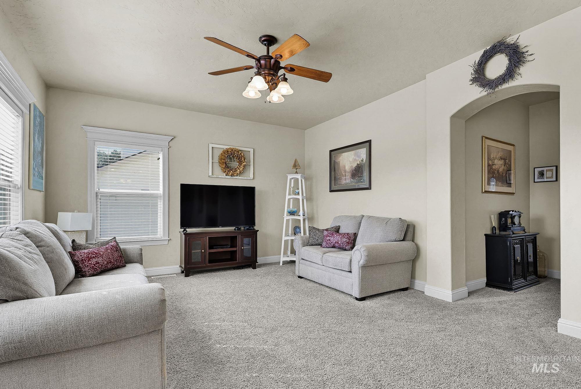11969 Sandpiper Ct, Caldwell, Idaho 83605, 4 Bedrooms, 2.5 Bathrooms, Residential For Sale, Price $437,000,MLS 99002213