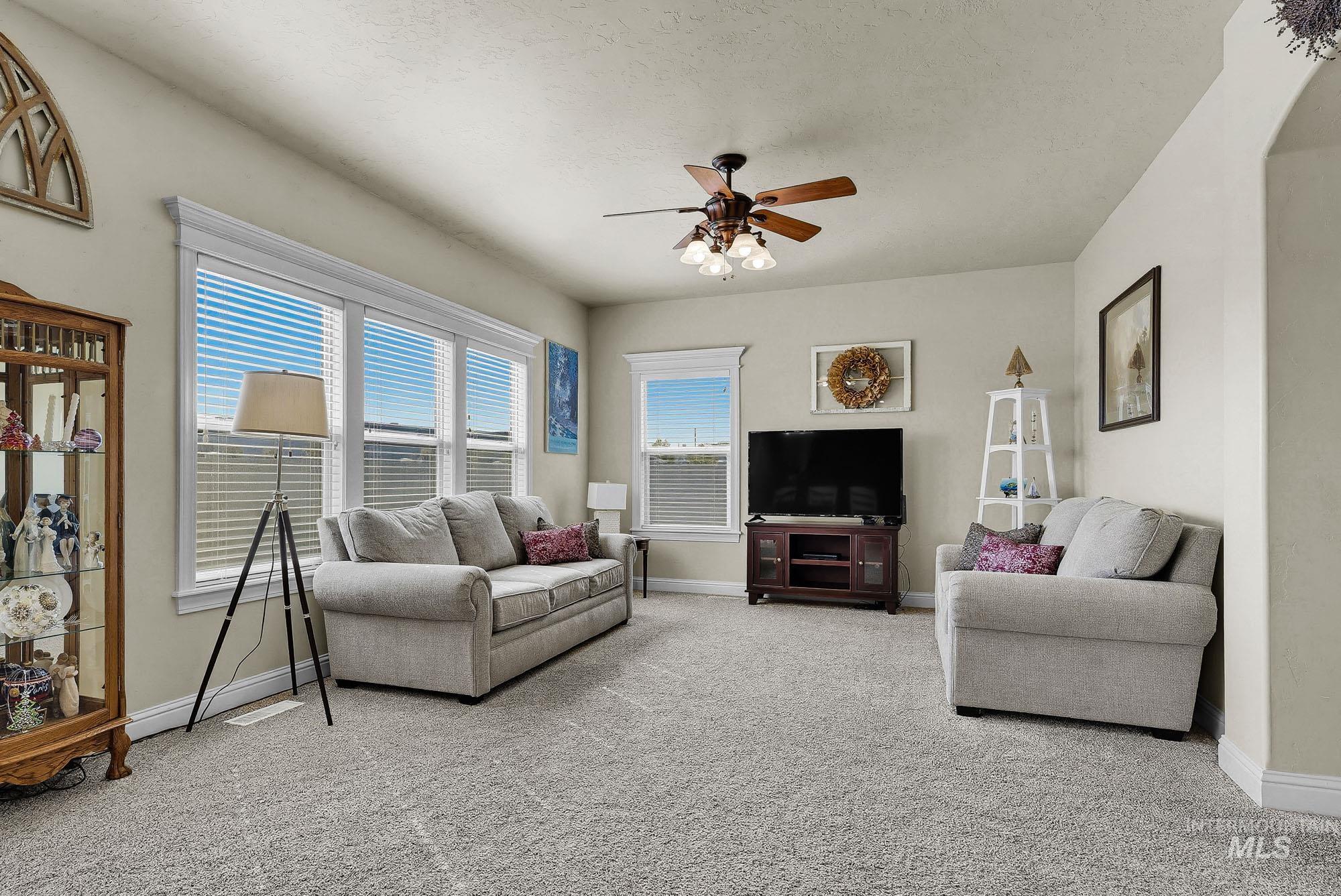 11969 Sandpiper Ct, Caldwell, Idaho 83605, 4 Bedrooms, 2.5 Bathrooms, Residential For Sale, Price $437,000,MLS 99002213