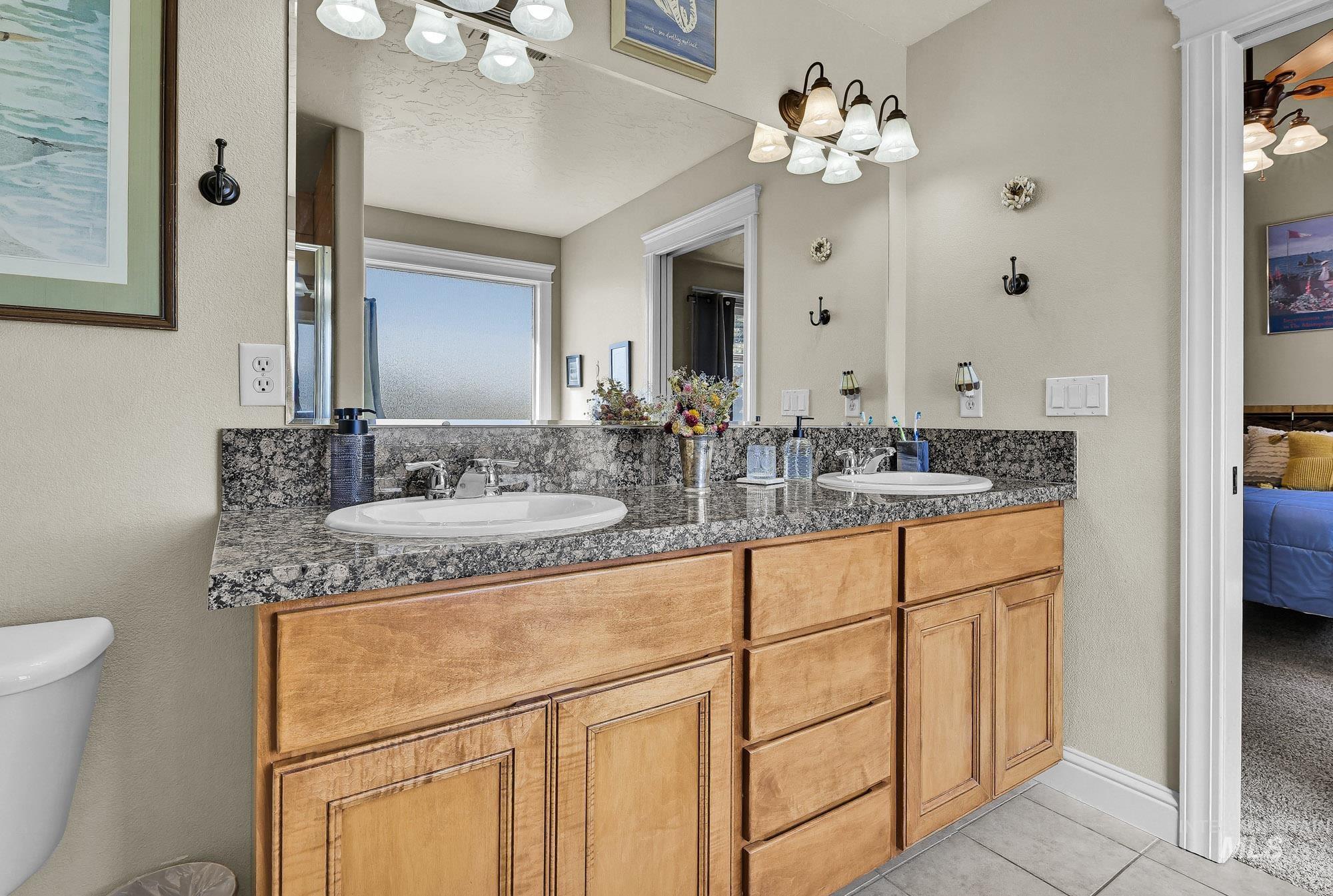 11969 Sandpiper Ct, Caldwell, Idaho 83605, 4 Bedrooms, 2.5 Bathrooms, Residential For Sale, Price $437,000,MLS 99002213