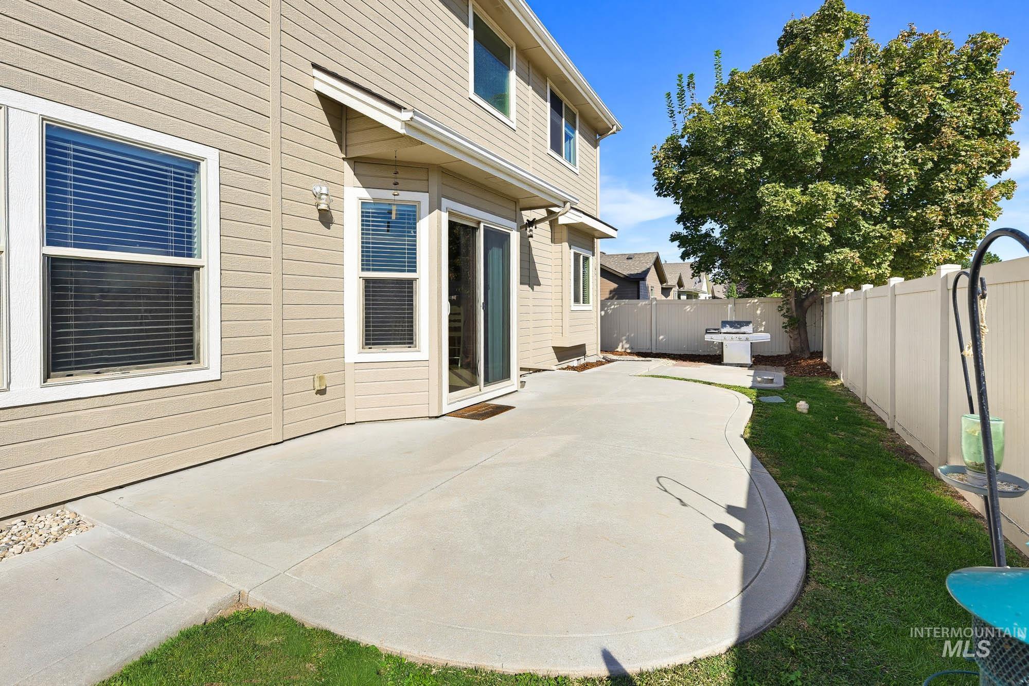 11969 Sandpiper Ct, Caldwell, Idaho 83605, 4 Bedrooms, 2.5 Bathrooms, Residential For Sale, Price $437,000,MLS 99002213