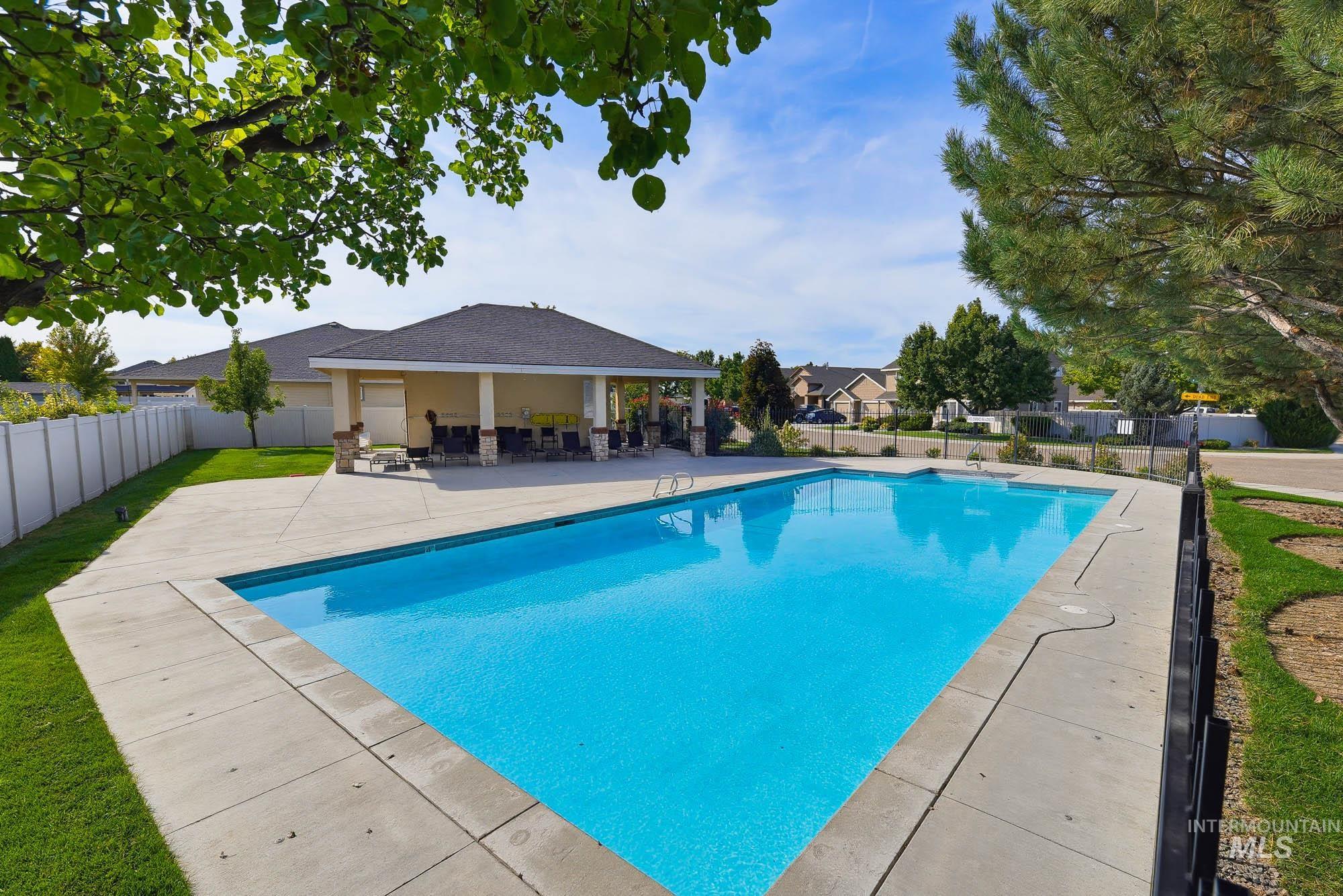 11969 Sandpiper Ct, Caldwell, Idaho 83605, 4 Bedrooms, 2.5 Bathrooms, Residential For Sale, Price $437,000,MLS 99002213