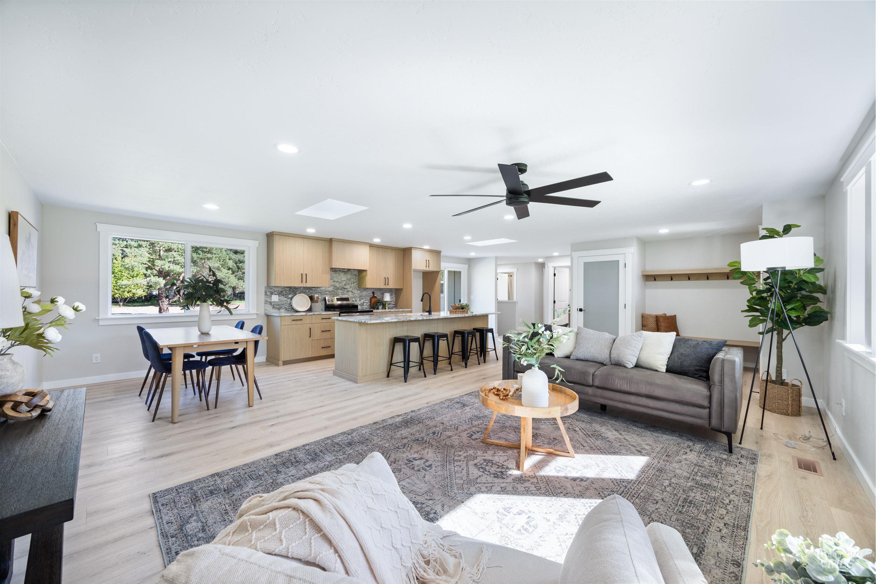 3222 S Heritage Ave, Boise, Idaho 83709, 5 Bedrooms, 3 Bathrooms, Residential For Sale, Price $949,900,MLS 99002217