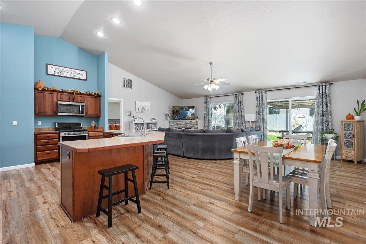 1504 N Evergreen St, Jerome, Idaho 83338, 3 Bedrooms, 2 Bathrooms, Residential For Sale, Price $399,900,MLS 99002219