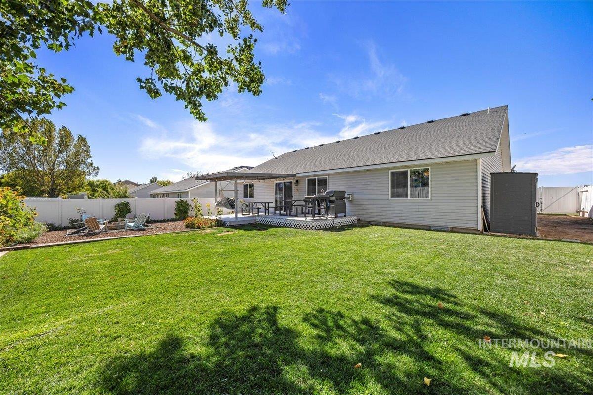 1504 N Evergreen St, Jerome, Idaho 83338, 3 Bedrooms, 2 Bathrooms, Residential For Sale, Price $399,900,MLS 99002219