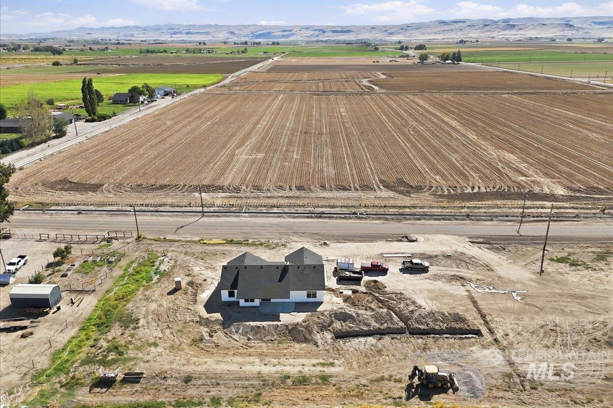 3406 Pioneer Rd, Homedale, Idaho 83628, 4 Bedrooms, 2 Bathrooms, Residential For Sale, Price $675,000,MLS 99002220