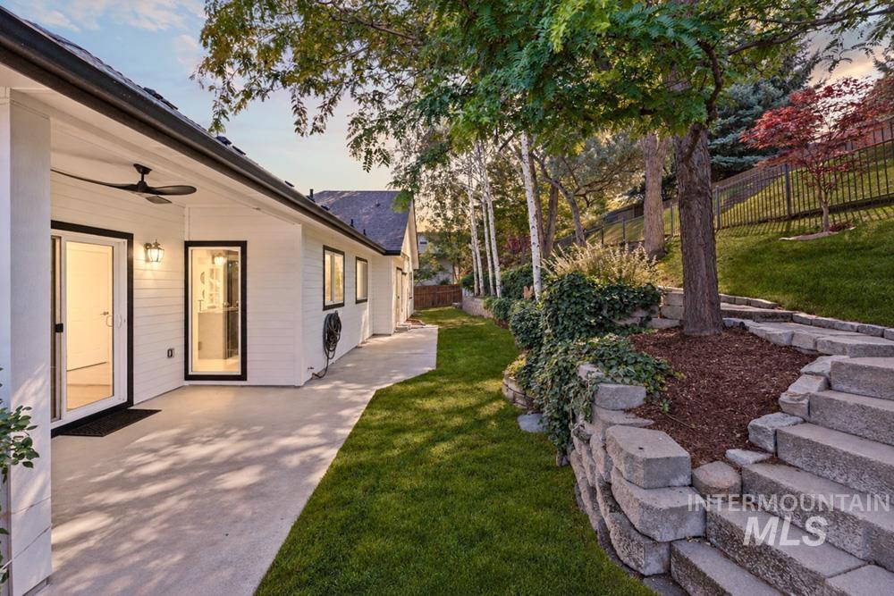 1203 E Hearthstone Dr, Boise, Idaho 83702, 4 Bedrooms, 3 Bathrooms, Residential For Sale, Price $980,000,MLS 99002223