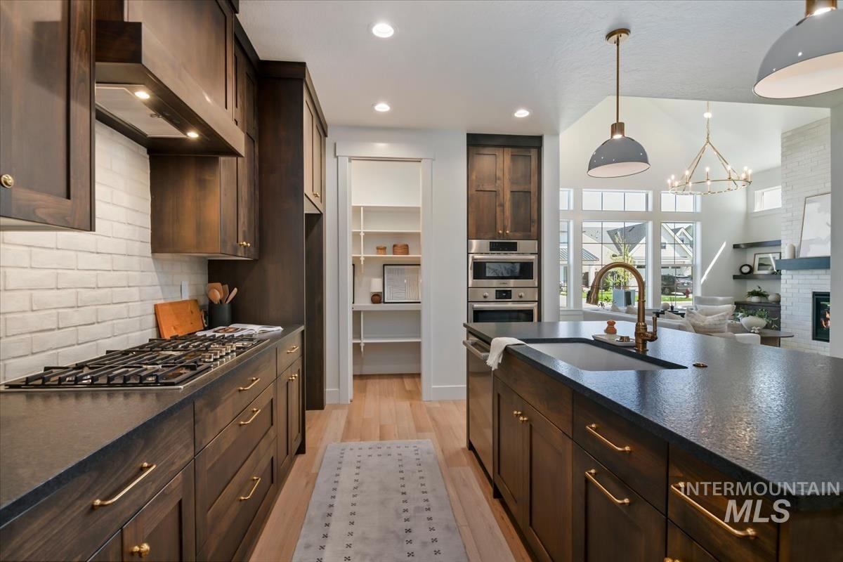 1079 E Escalation St, Meridian, Idaho 83642, 3 Bedrooms, 2.5 Bathrooms, Residential For Sale, Price $599,900,MLS 99002227