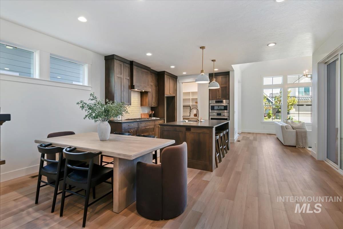 1079 E Escalation St, Meridian, Idaho 83642, 3 Bedrooms, 2.5 Bathrooms, Residential For Sale, Price $599,900,MLS 99002227